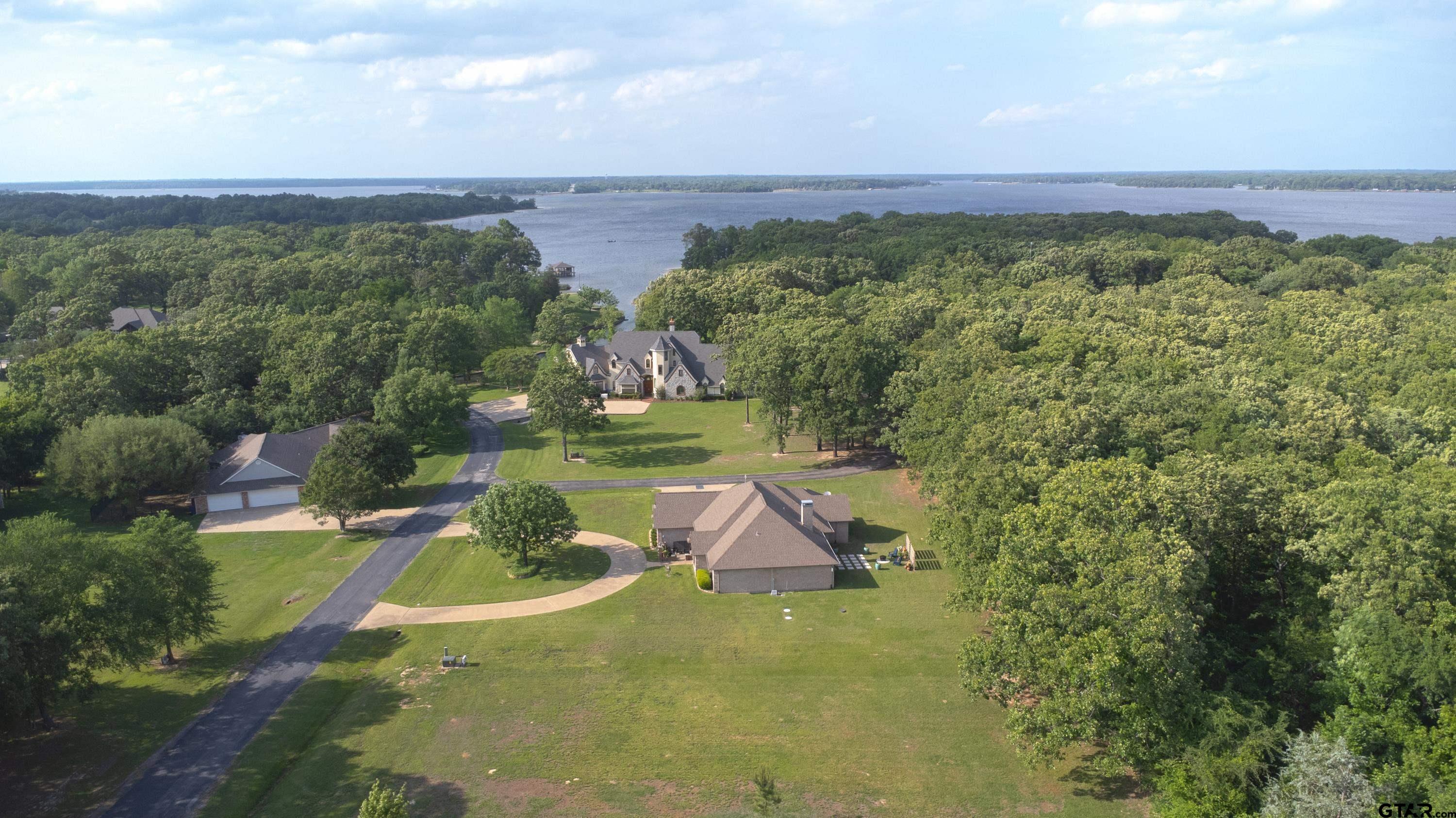 300 Private Road 5517 - Photo 4