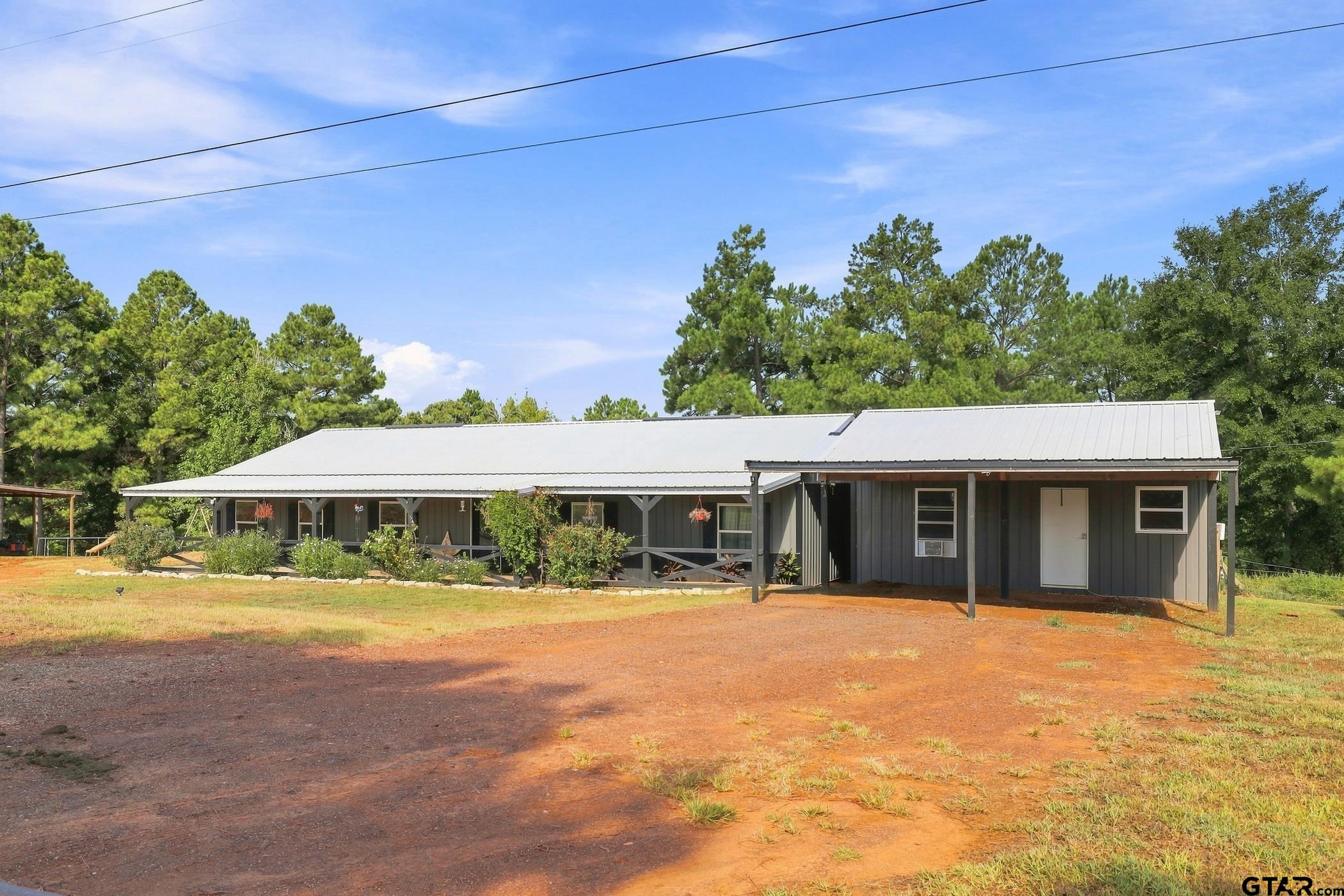 318 County Road 2124