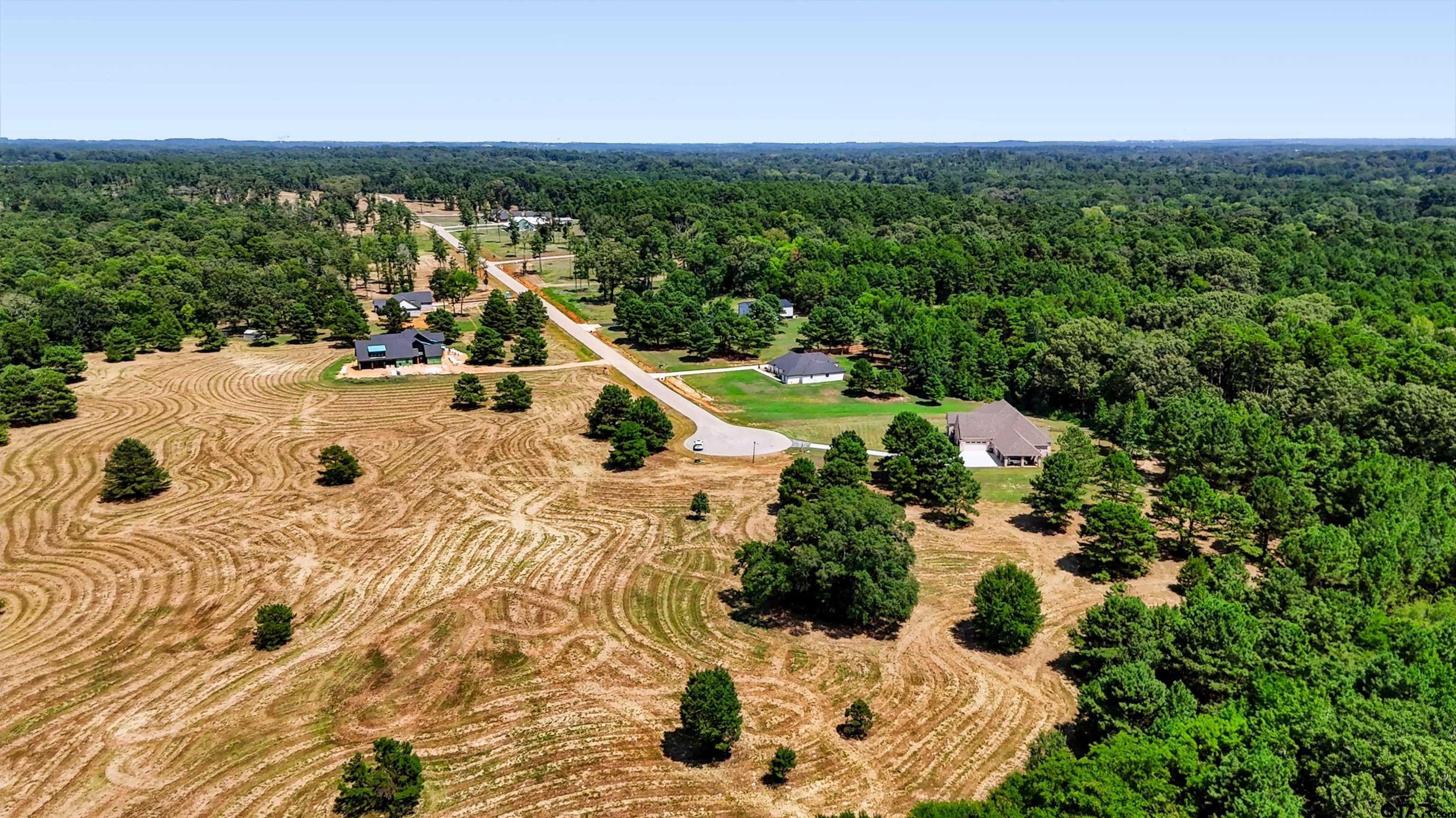 15482 Aniston Ln - (LOT 28)