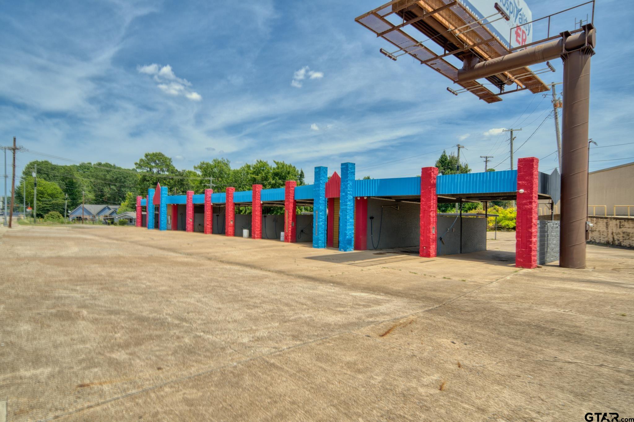 2458 NW Loop 281