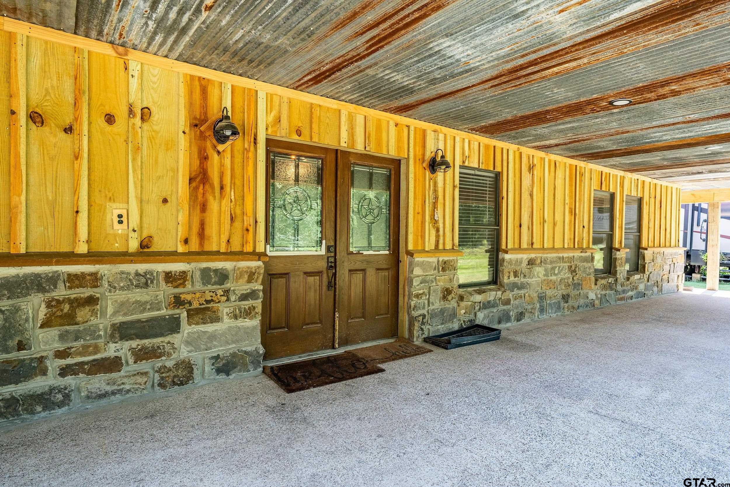 15758 Audrey Ln