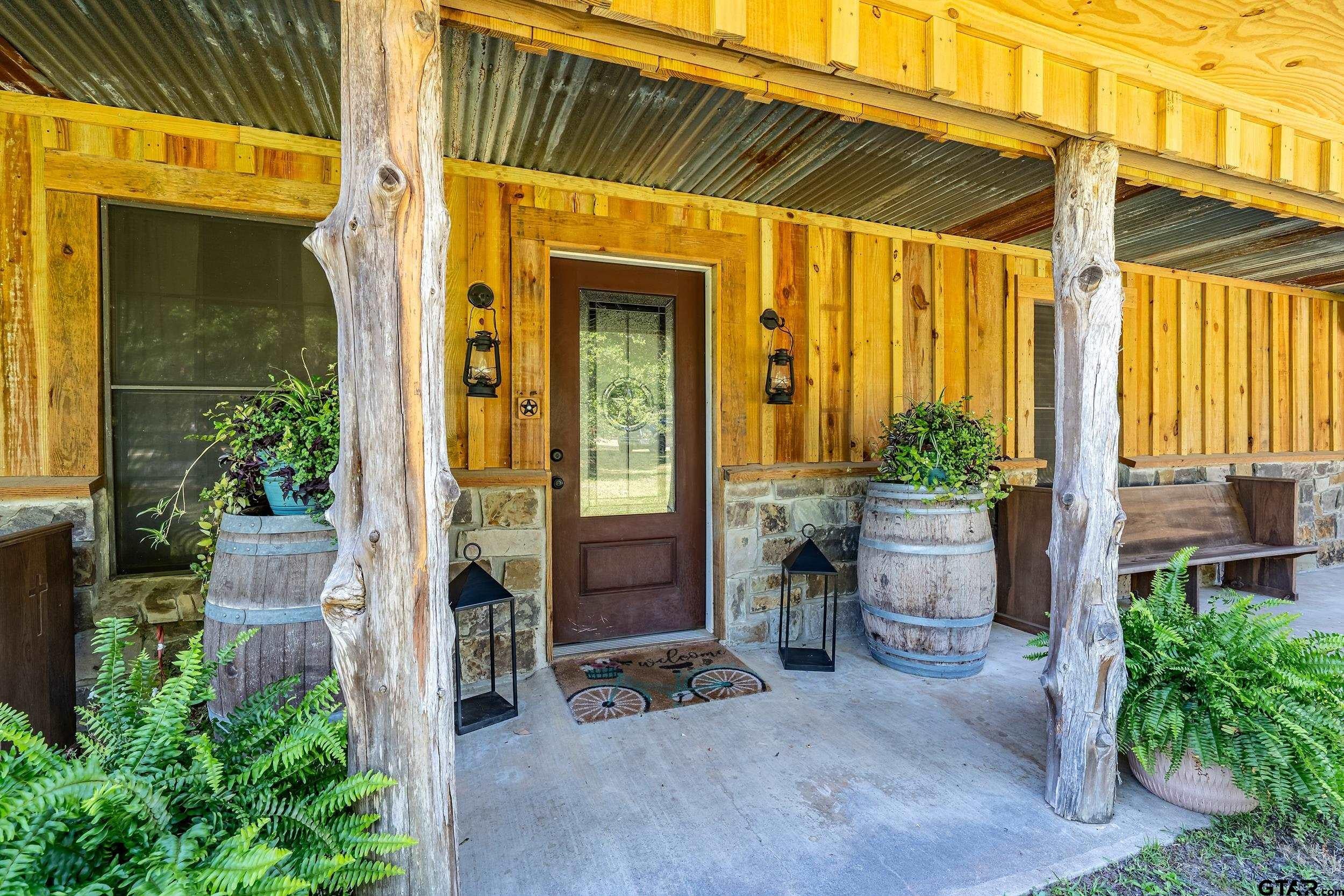 15758 Audrey Ln