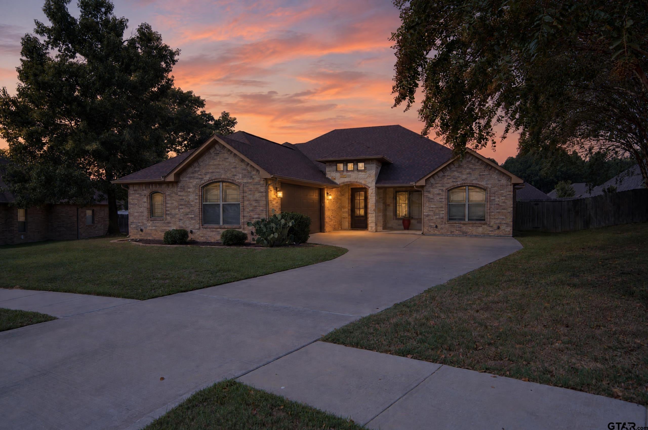 4008 Chapel Ridge