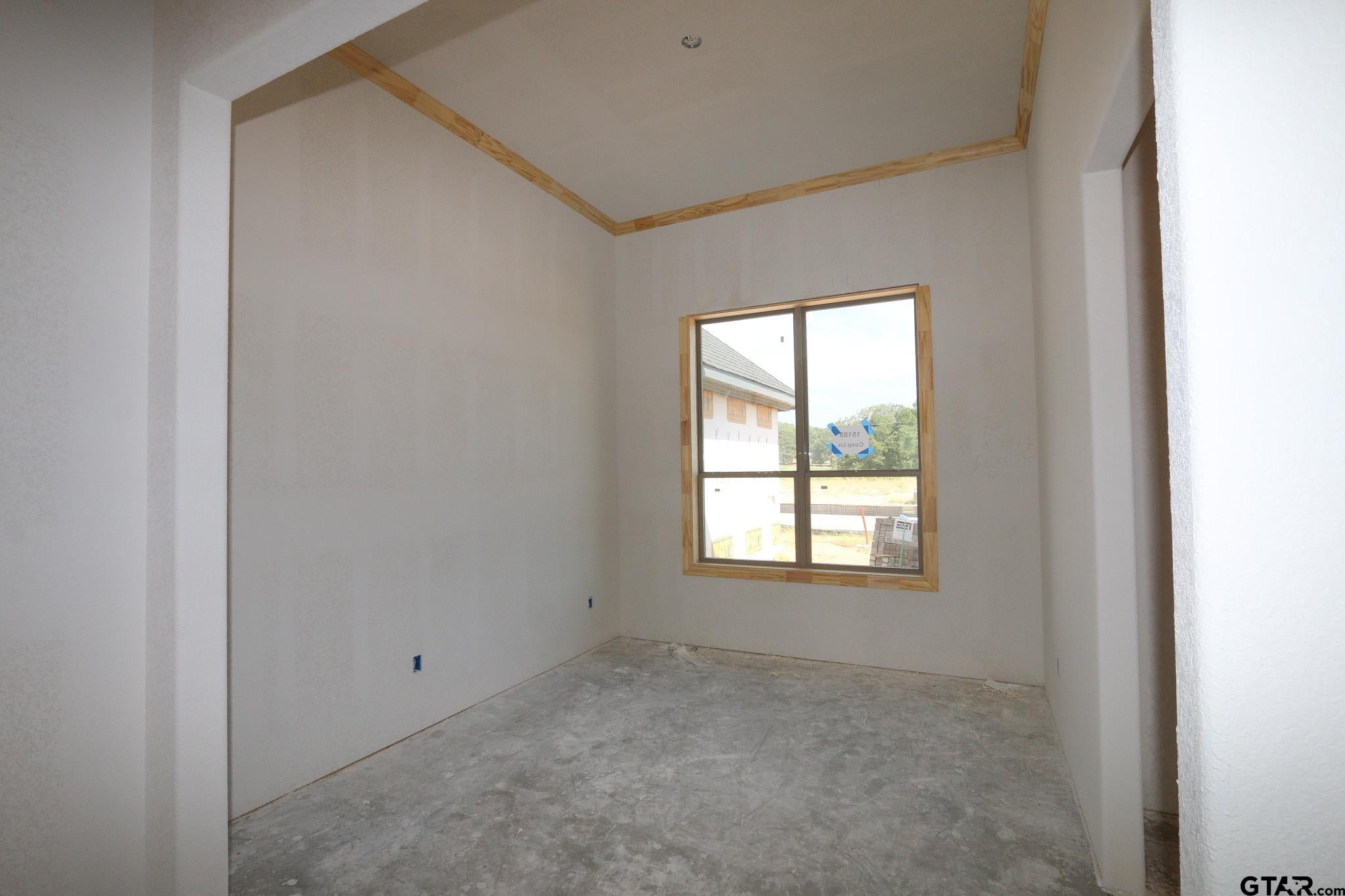 15189 Coop Lane