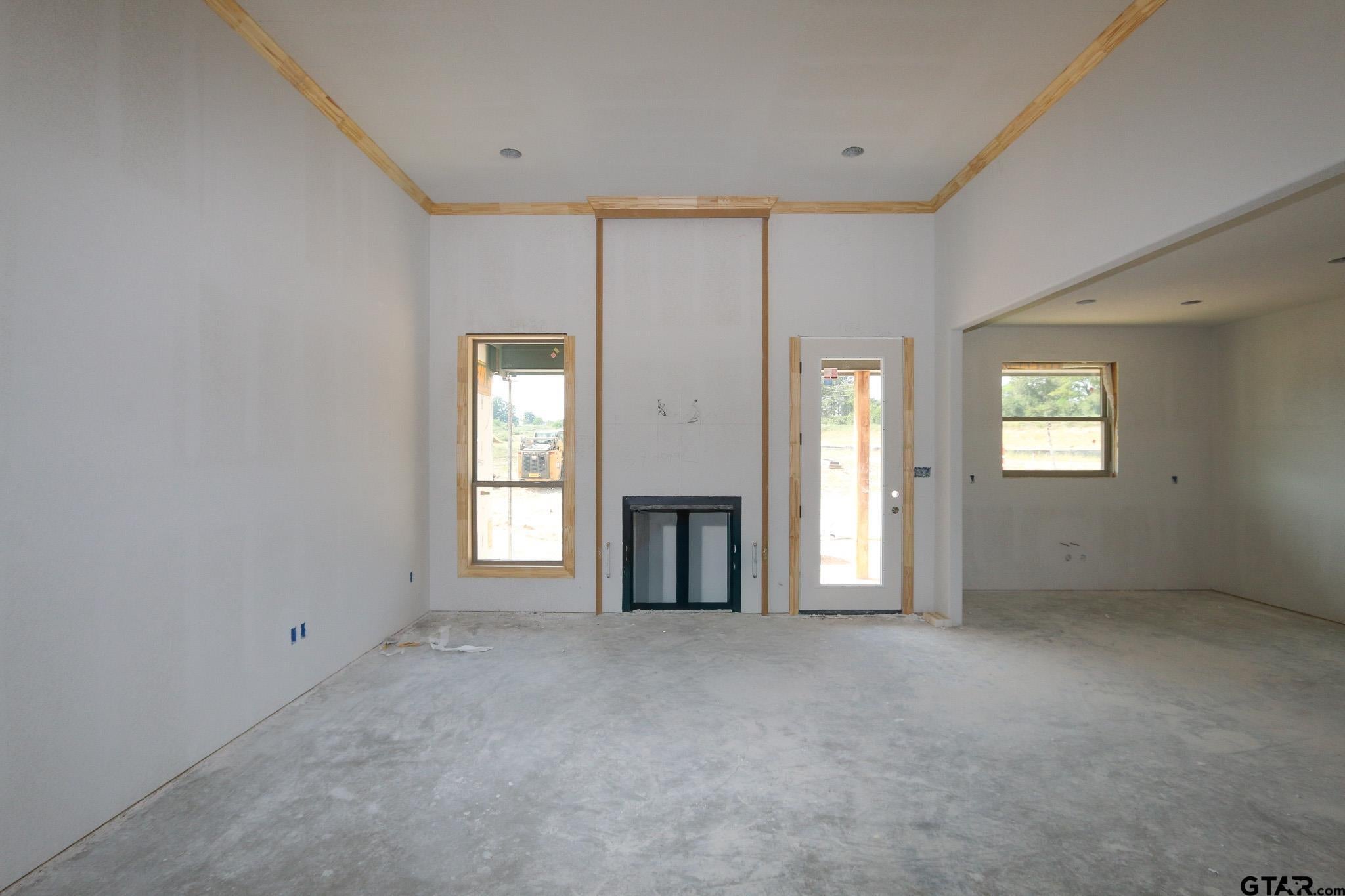 15189 Coop Lane