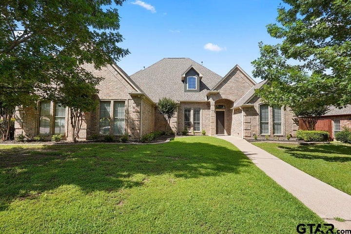Photo 1 of 45 — 2322 Kingsmill Cir, Tyler, TX 75703