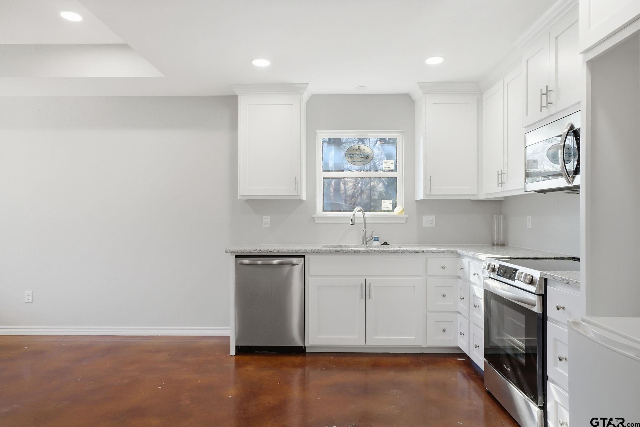 336 Timberline Dr