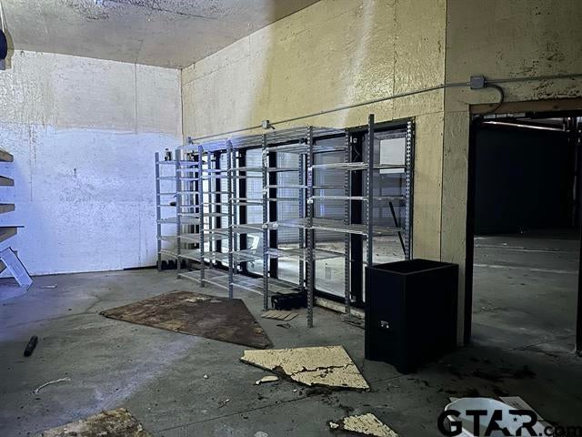 8299 W Hwy 67
