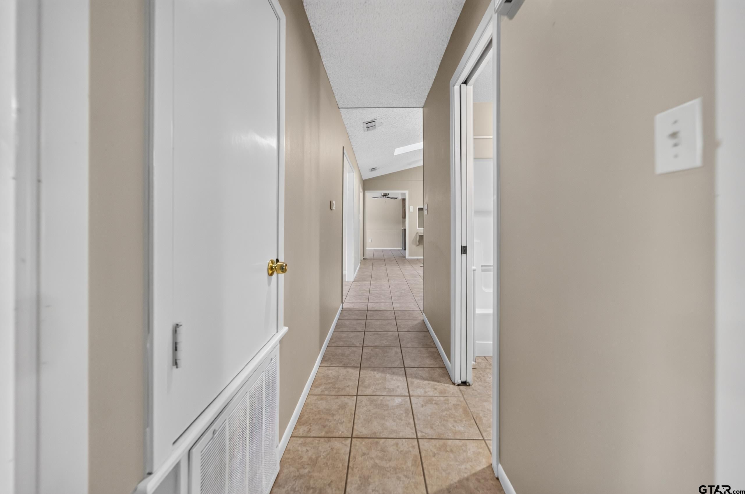 13476 Choctaw Dr