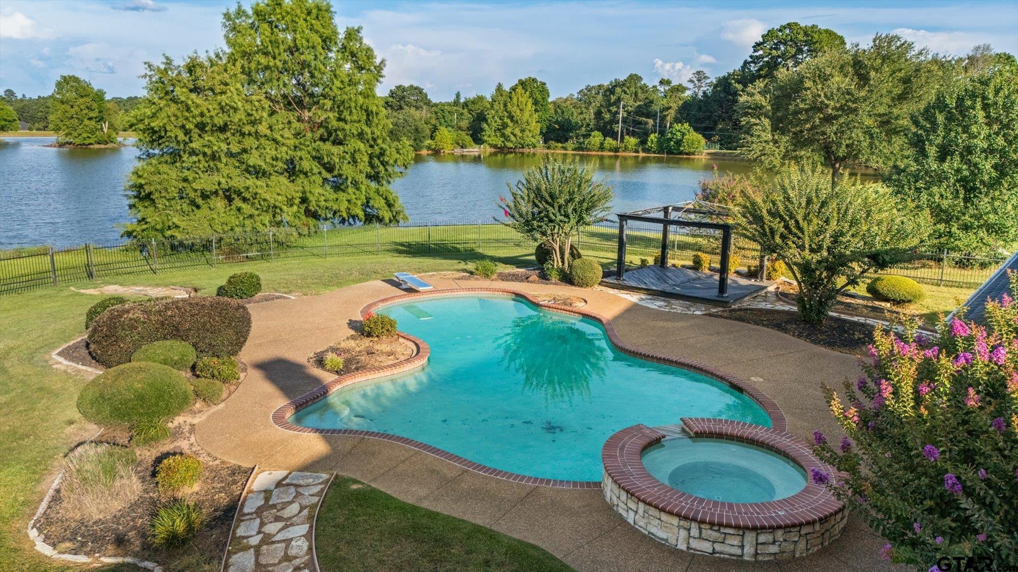 5414 Tryon Rd.