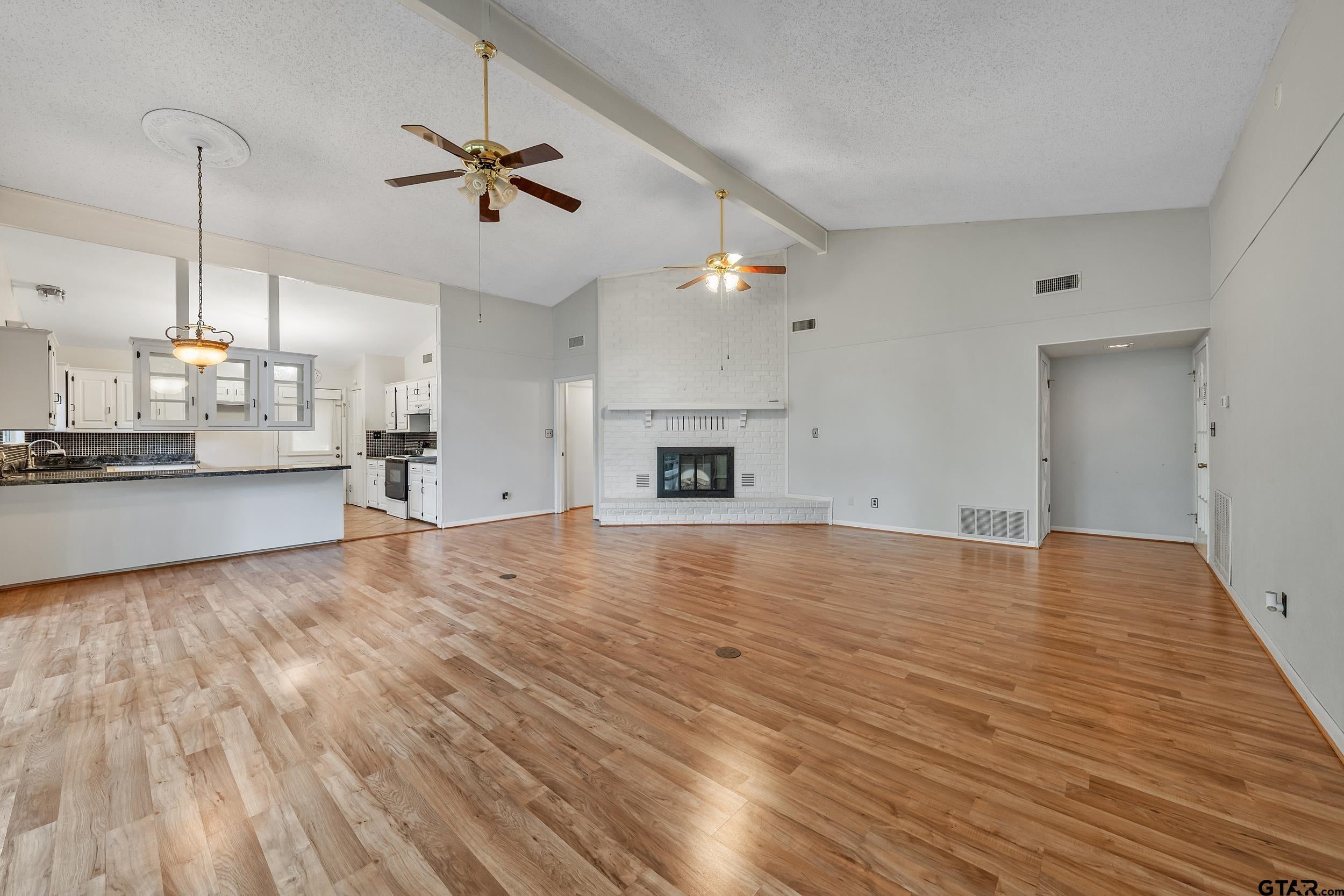 110 GREEN COVE
