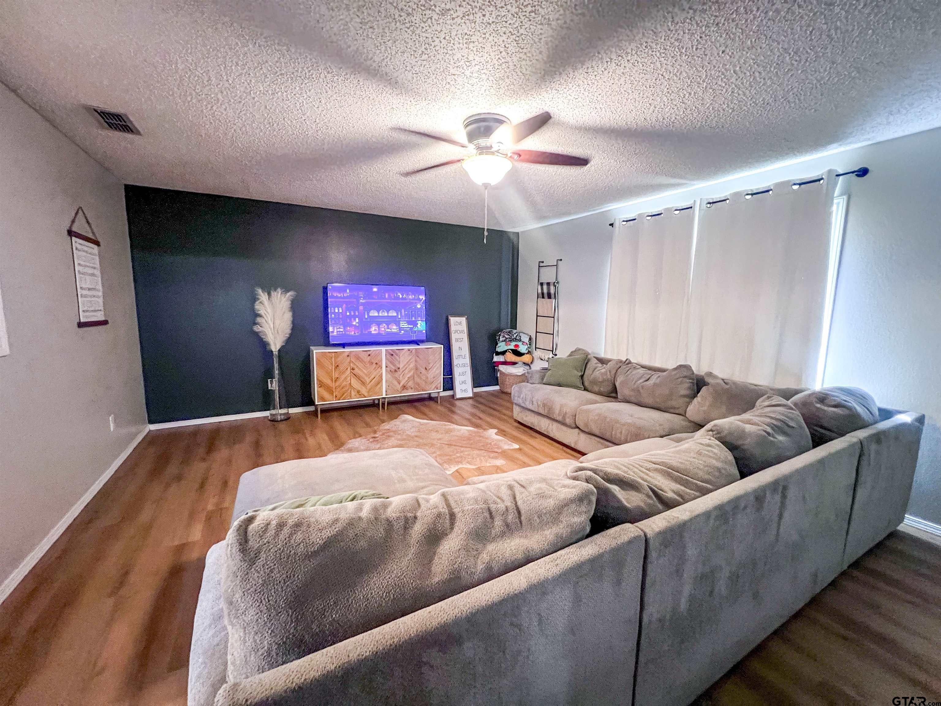 1399 County Road 2400