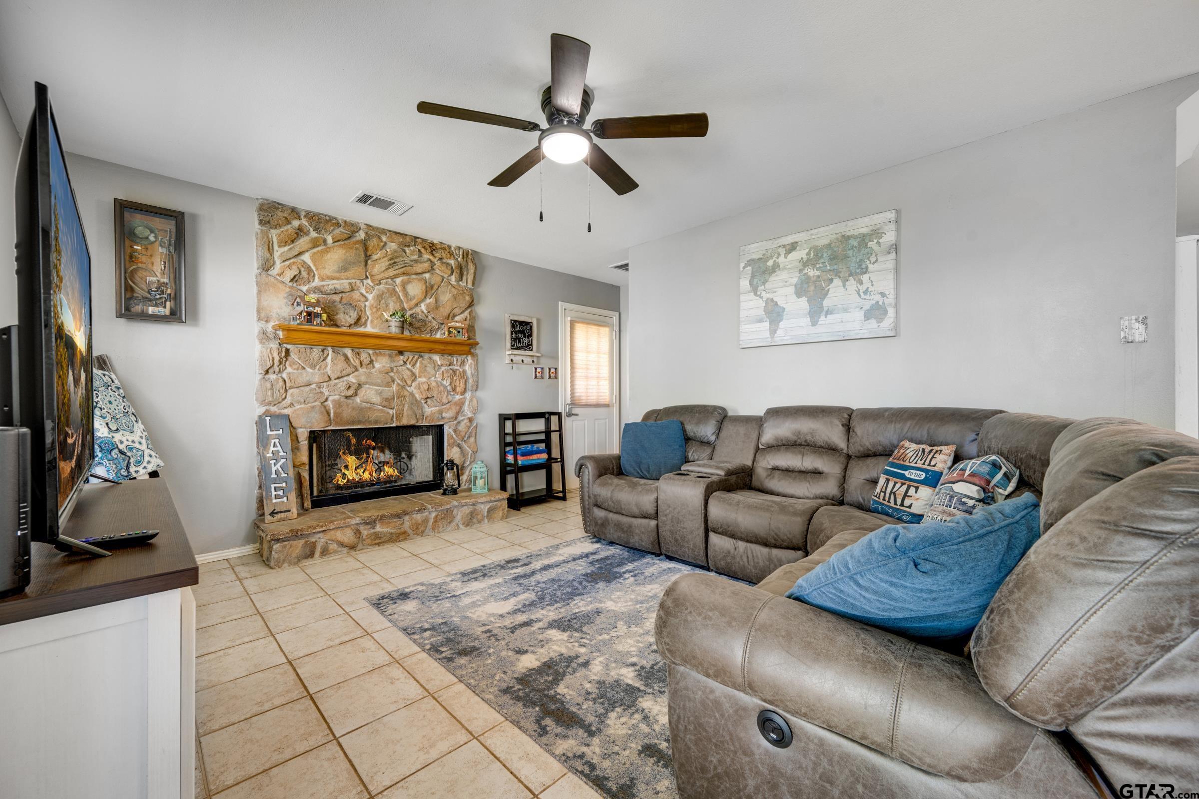 4479 Sunrise Dr