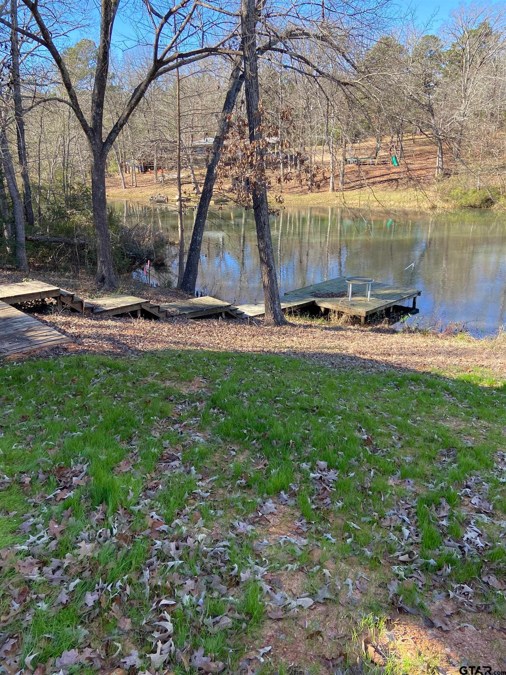 58 Florey Lake