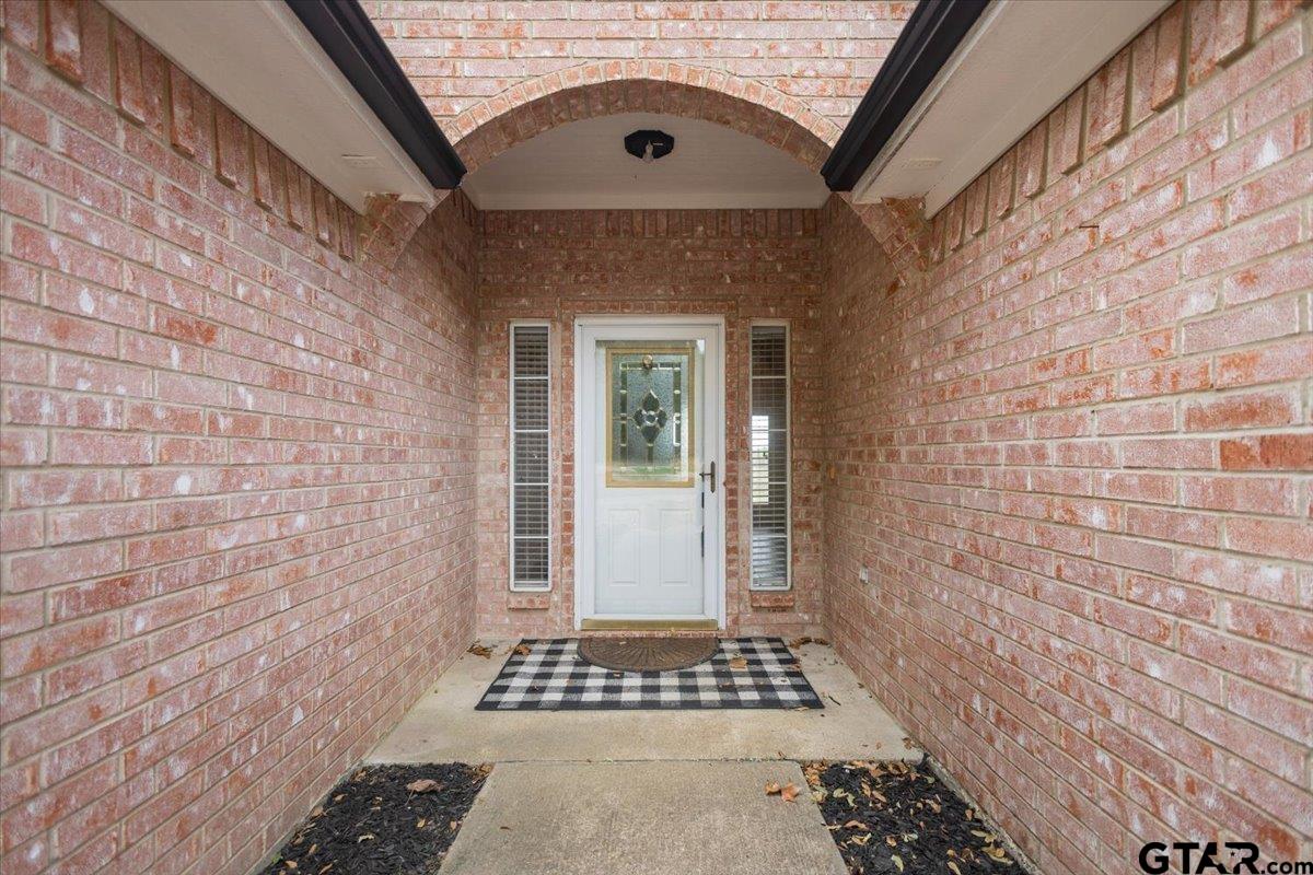 103 Lindwood St.