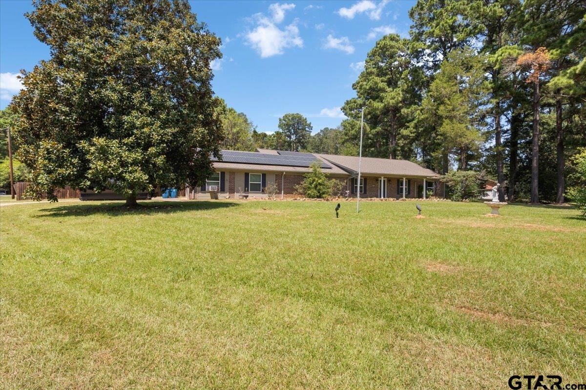 201 Piney Loop