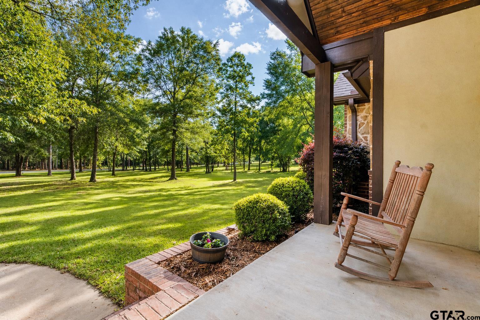 14080 Pine Overlook Dr.