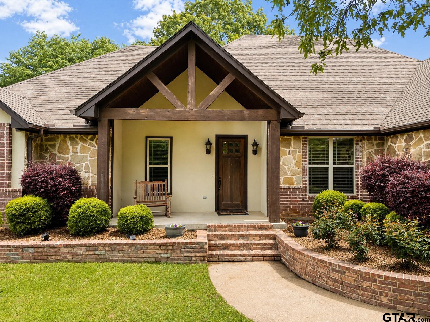14080 Pine Overlook Dr.
