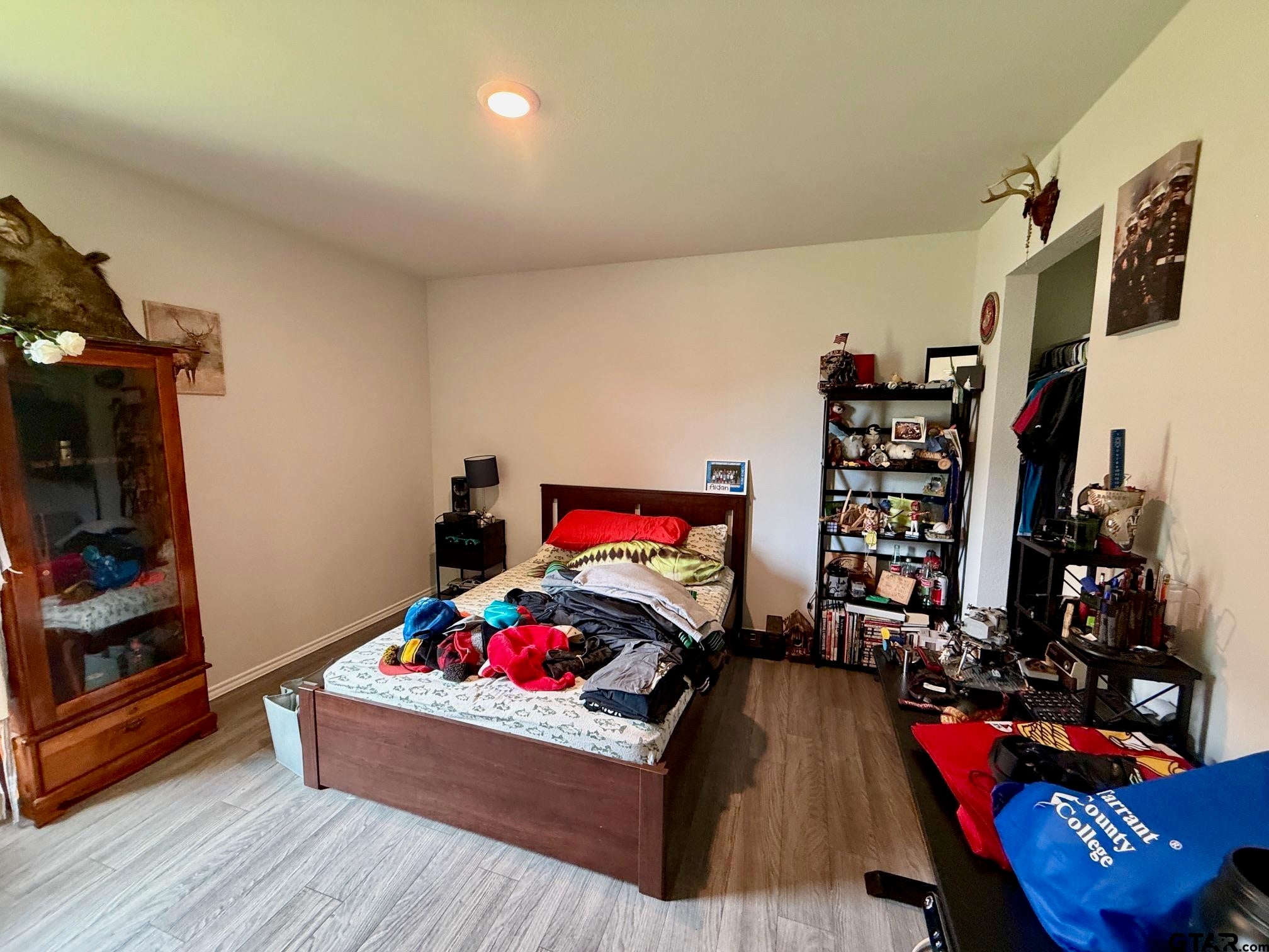 1196 Clover Ct