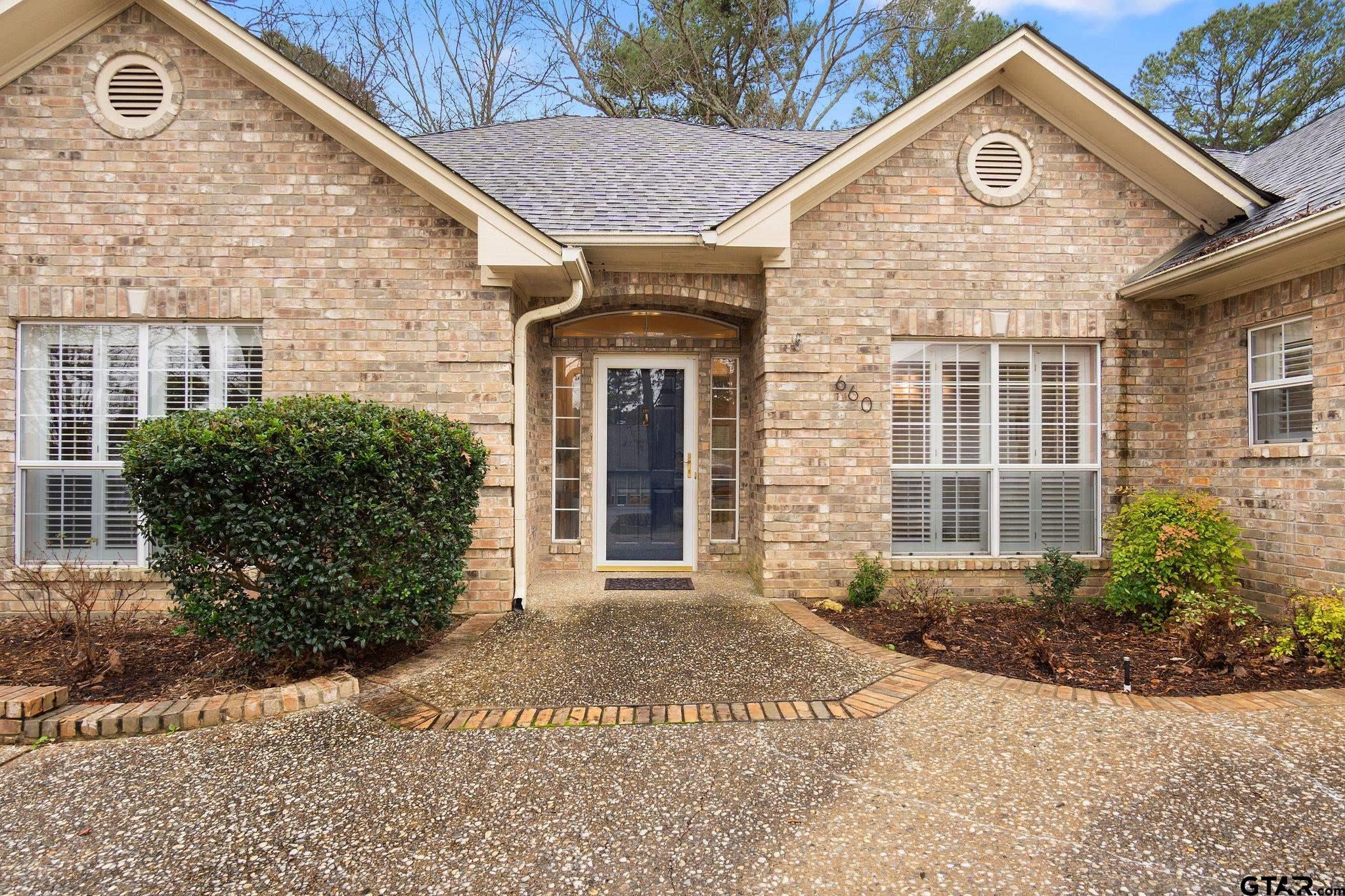 660 Bunker Drive