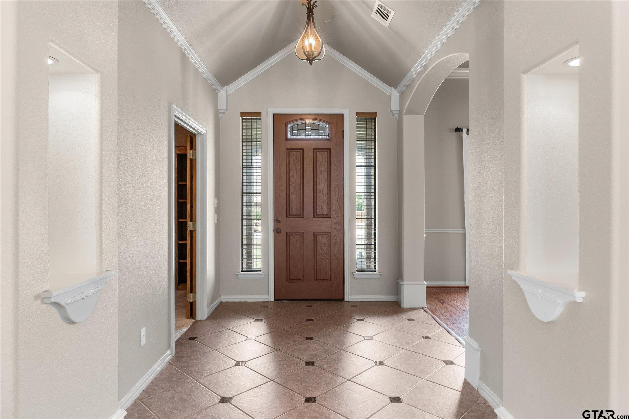 112 Lake Meadow Drive