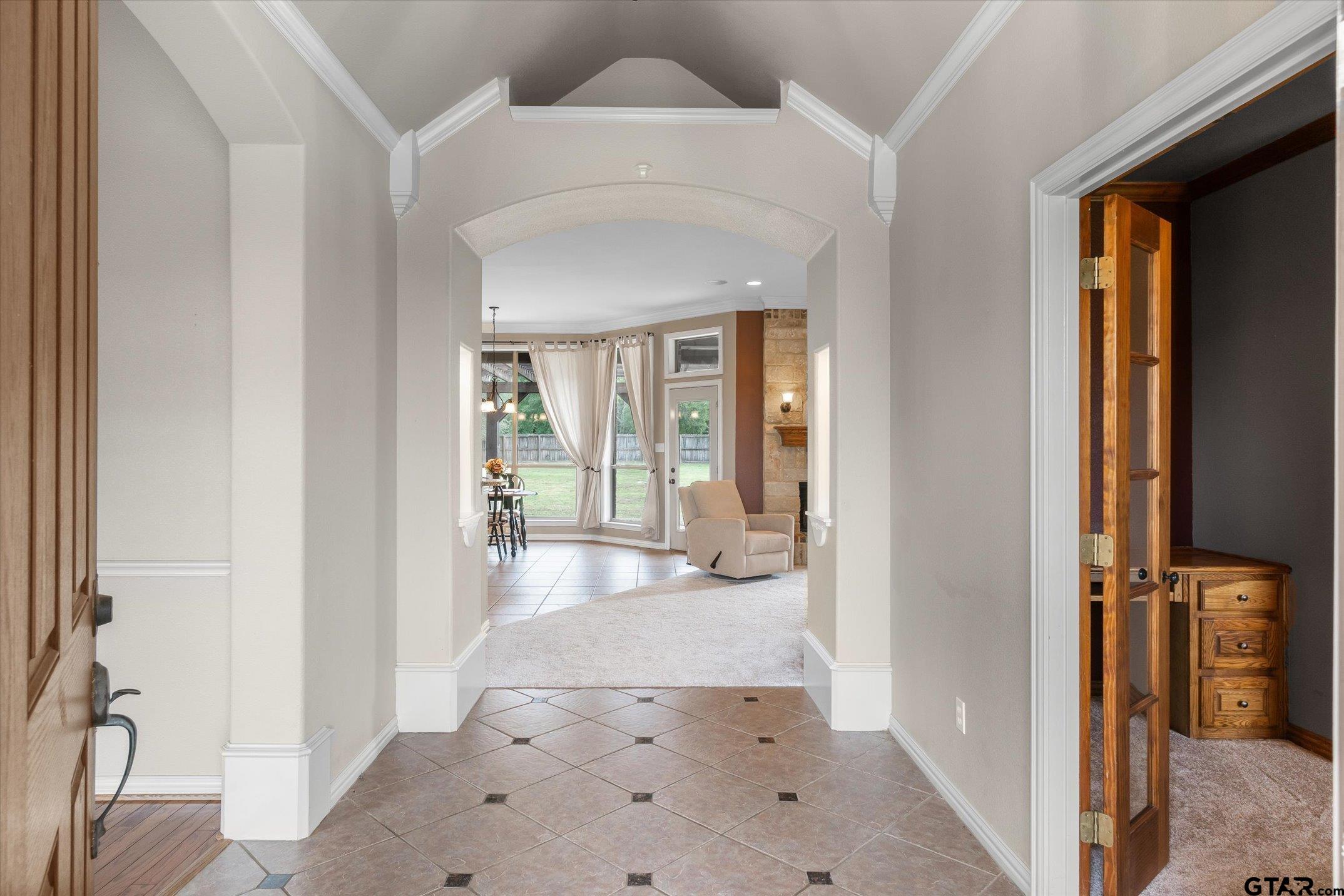 112 Lake Meadow Drive