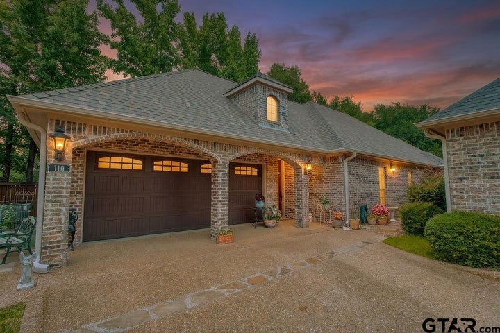 Photo 1 of 48 — 110 Timber Creek Ct, Lindale, TX 75771