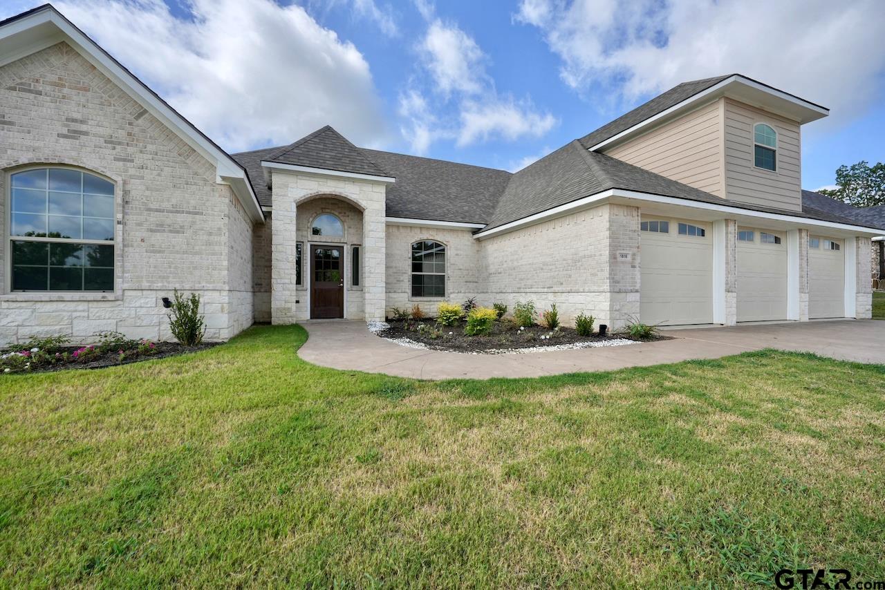 1616 Courtland Ln
