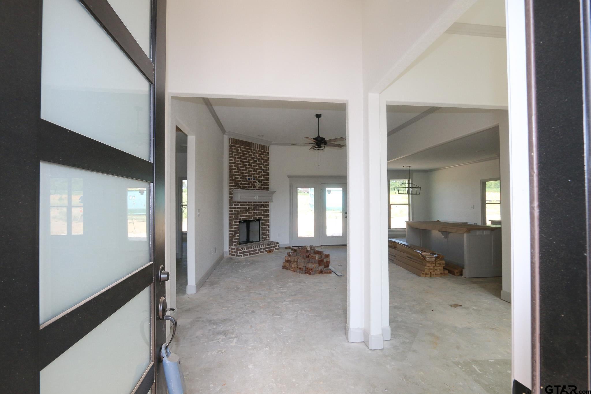 15175 Coop Lane
