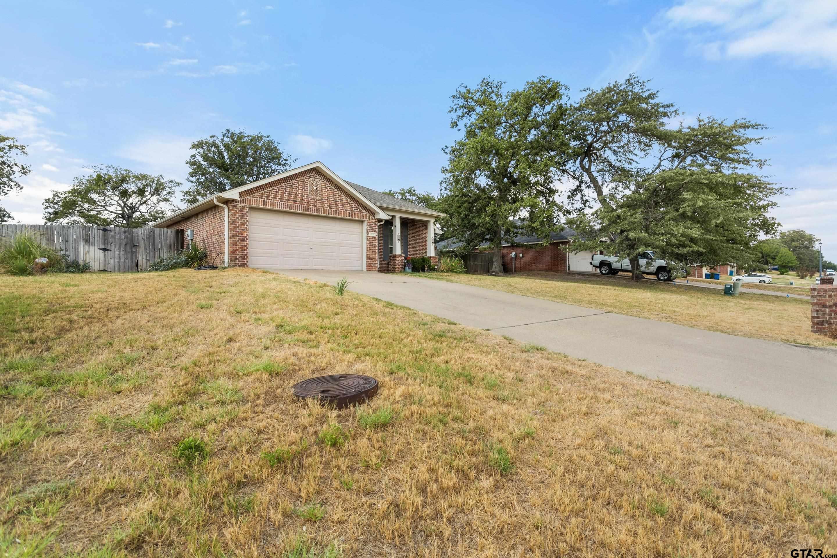 378 Molly Ln