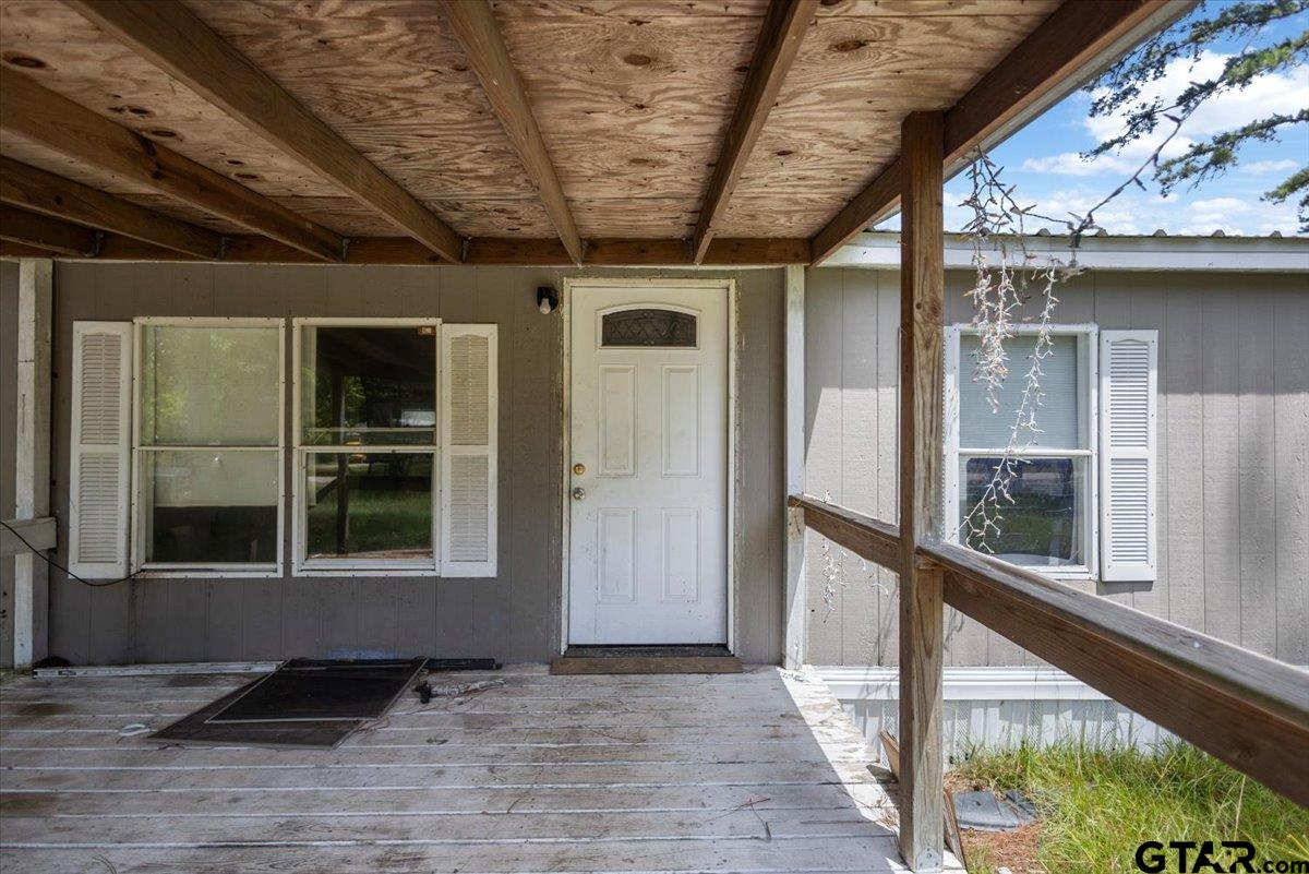 16401 Janan Dr.