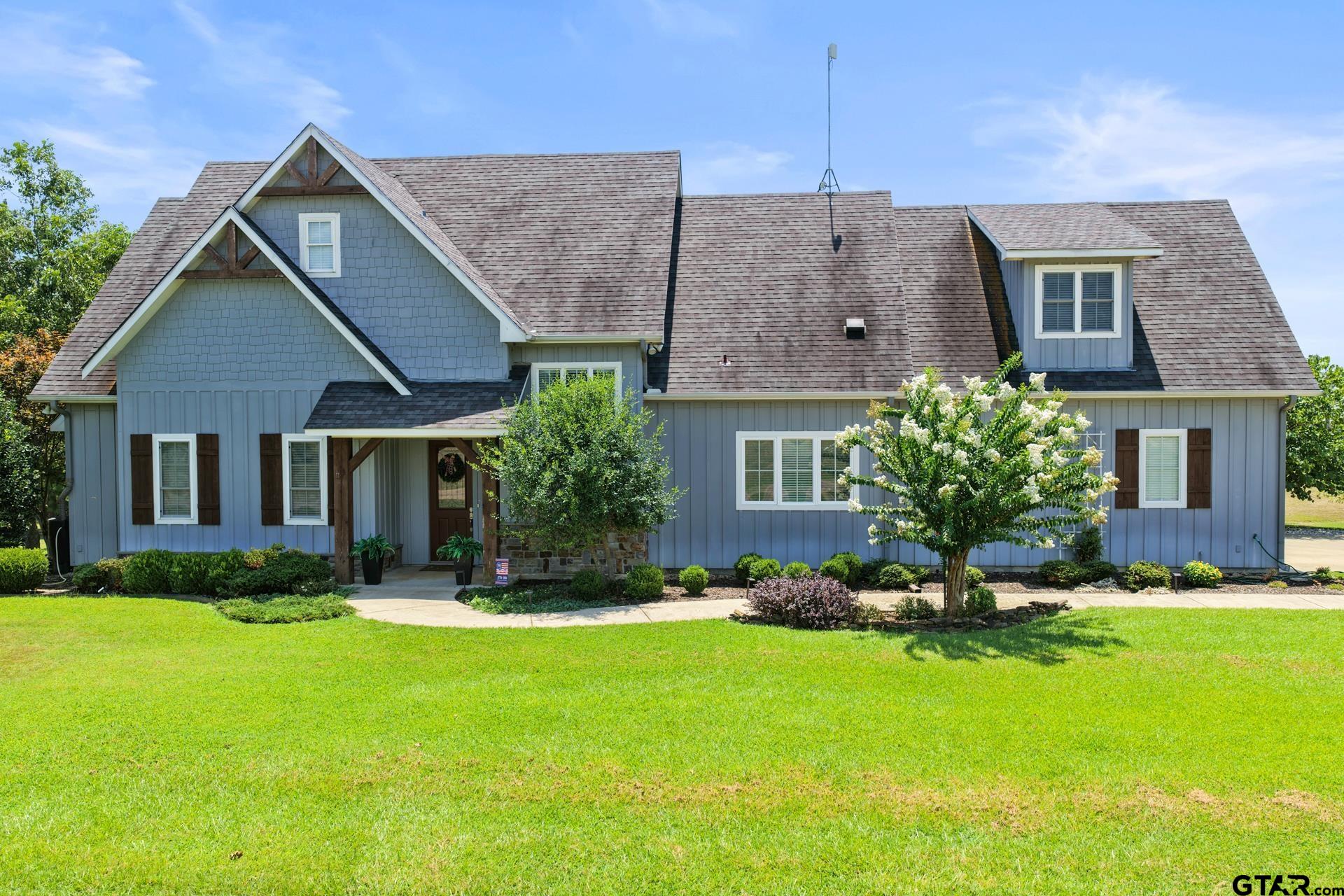 245 Private Road 2714