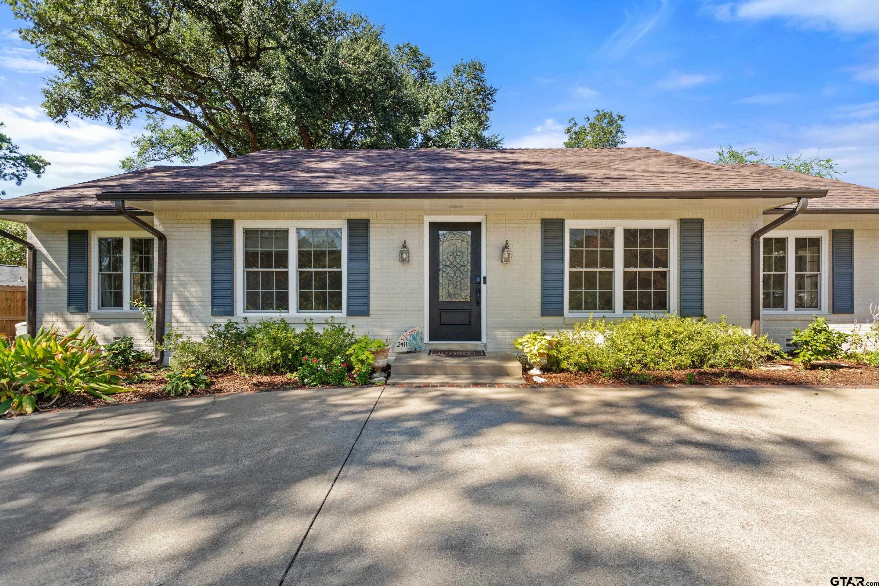 2411 Old Bullard Rd