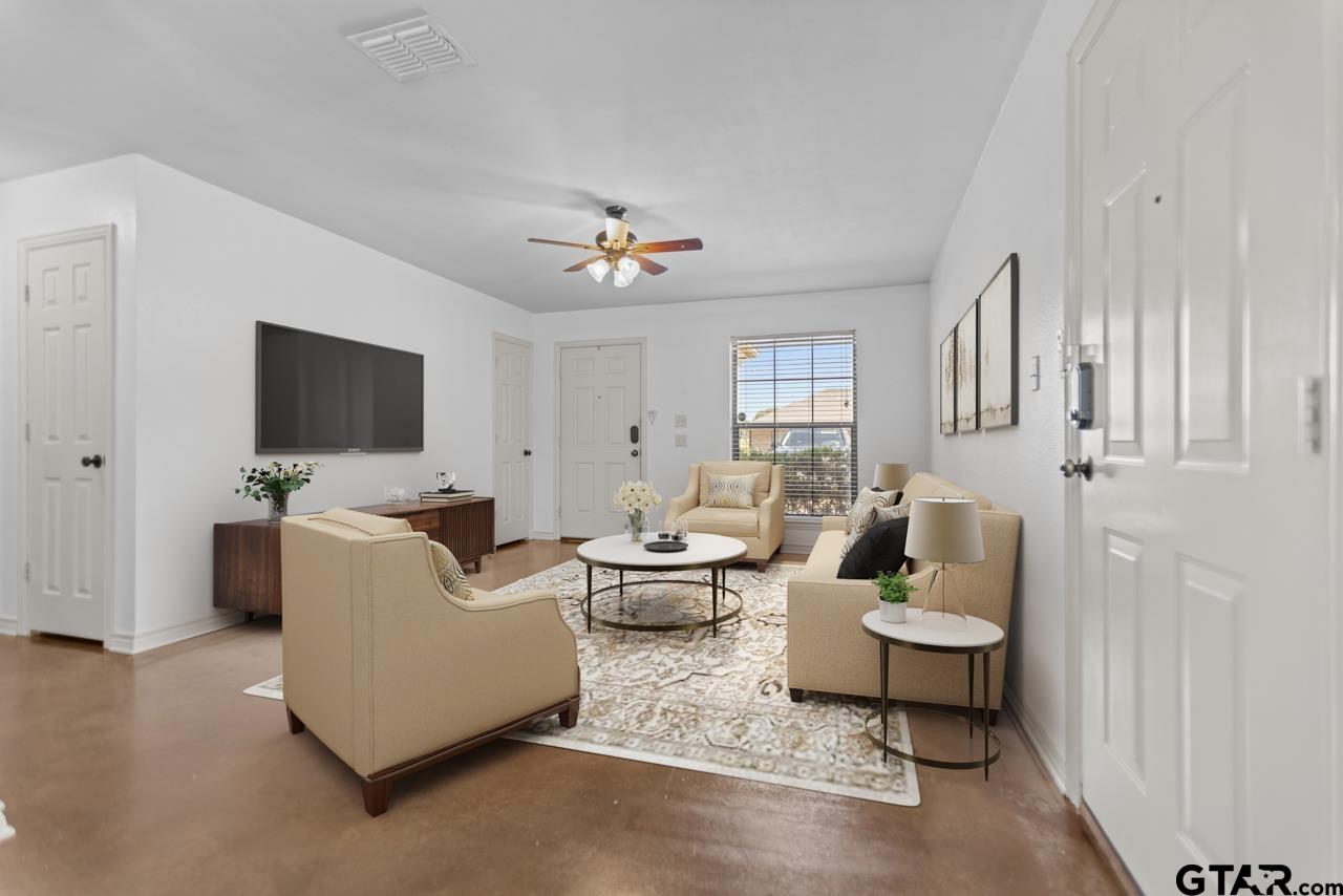 19542 County Road 4108