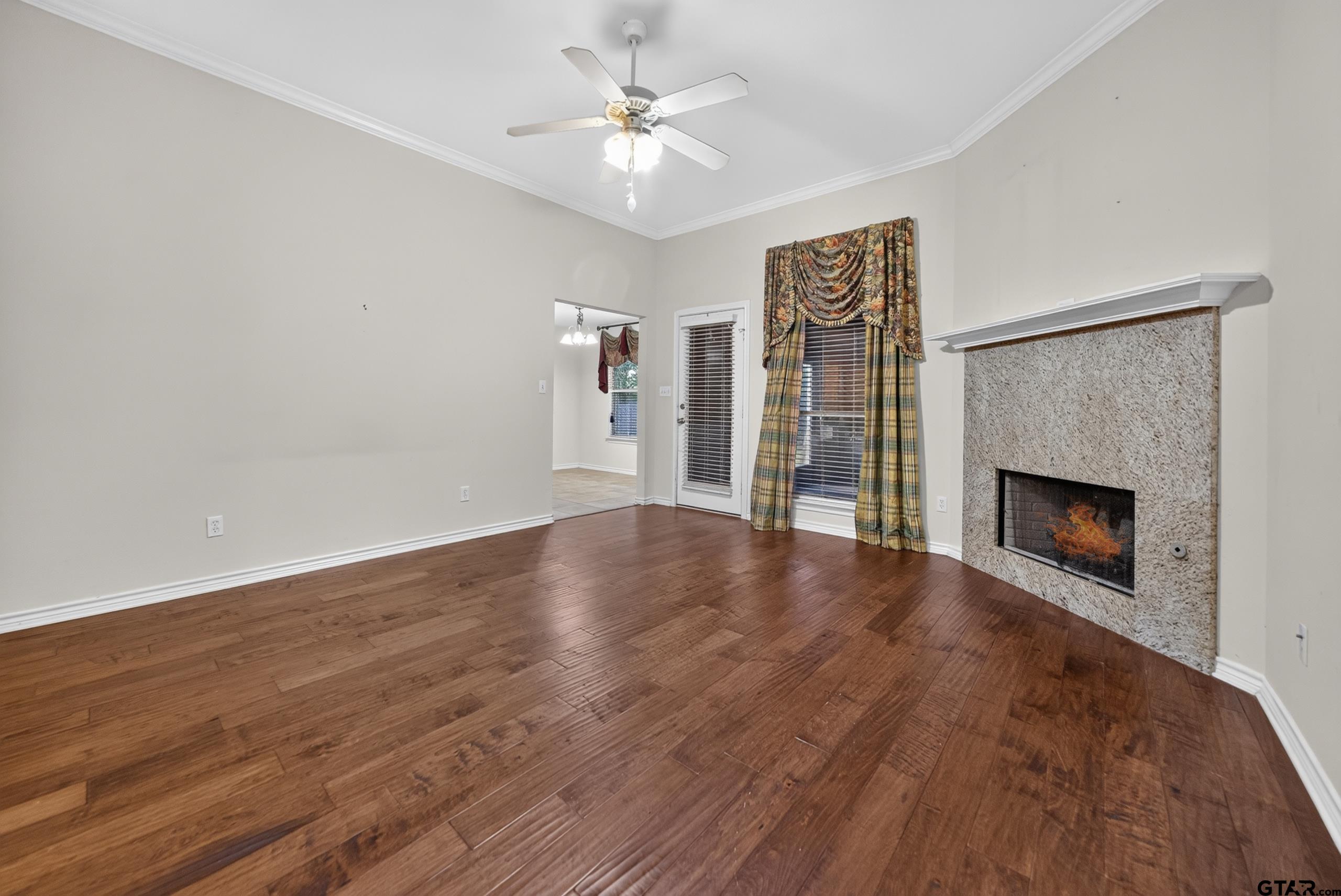 11185 Meadows Drive