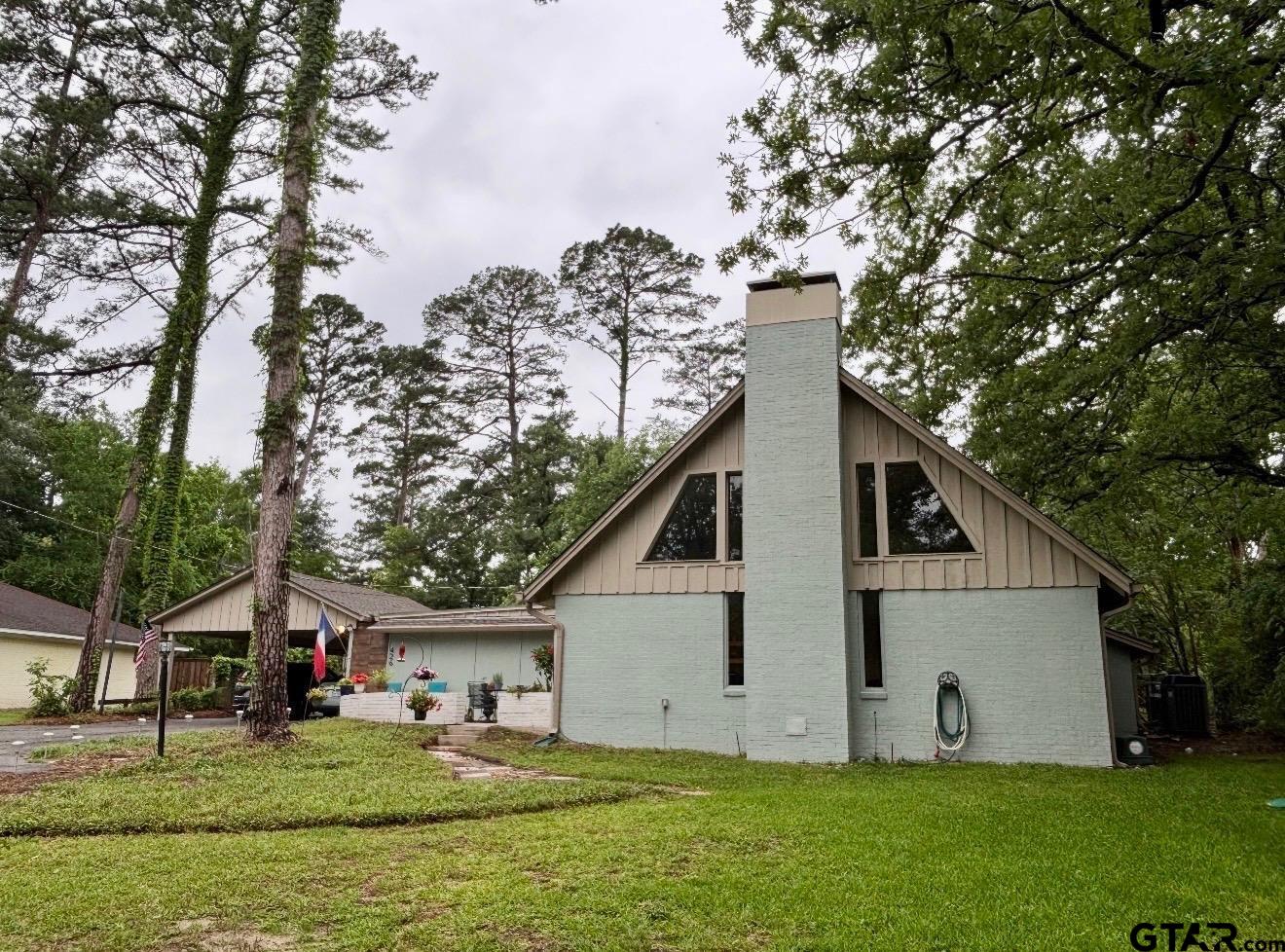 426 Lonestar Ln