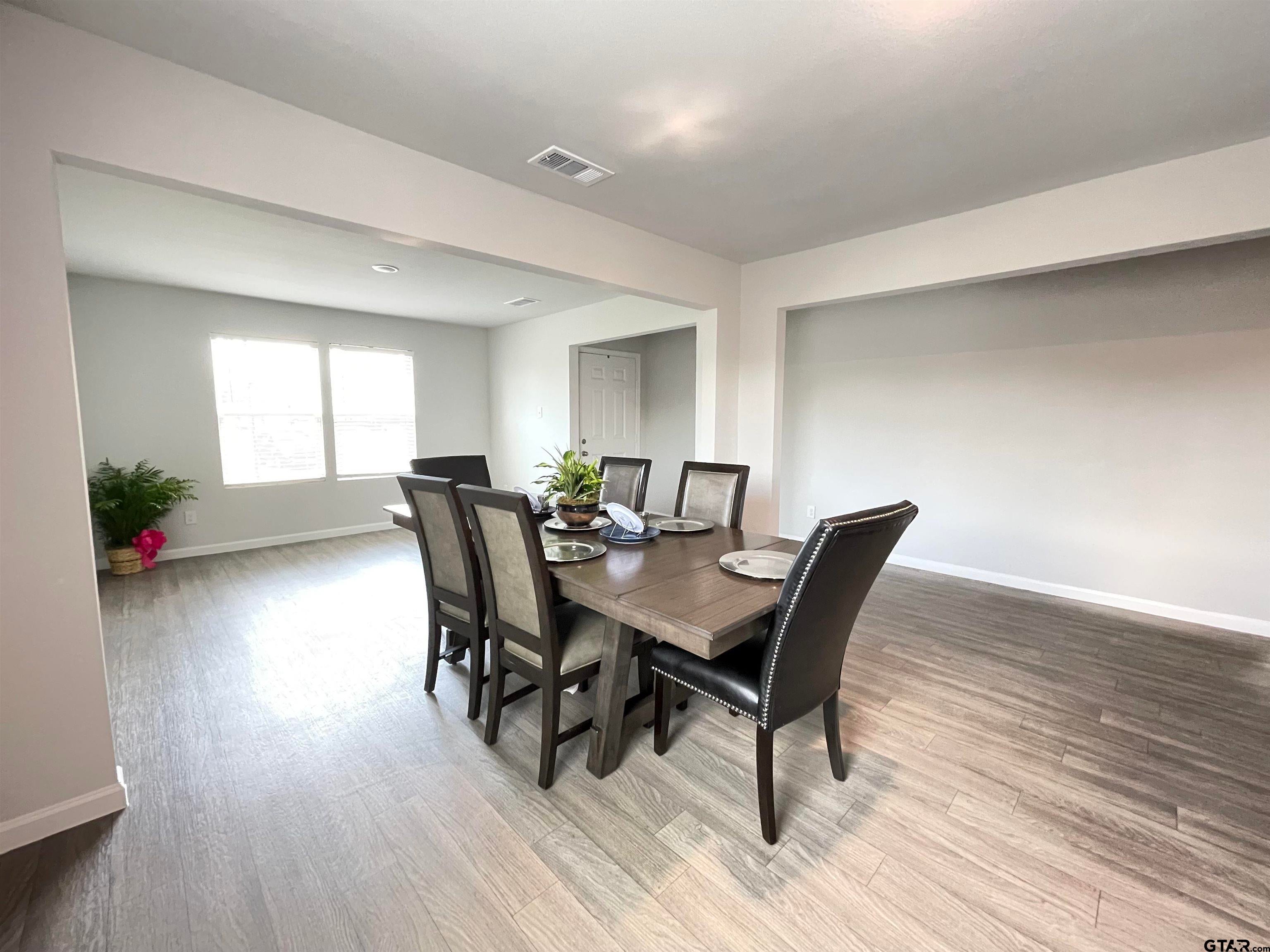 1007 Ripplewood Circle