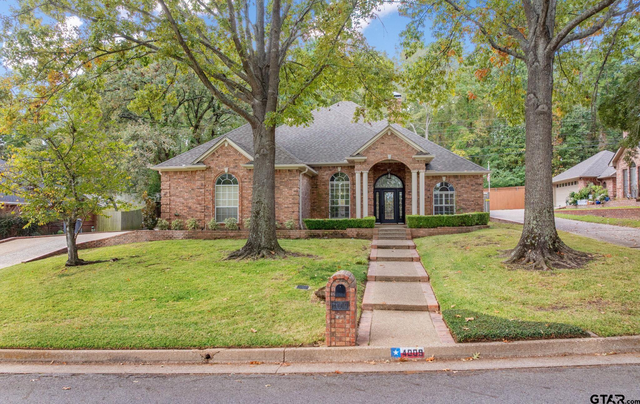 4009 Lazy Creek Dr