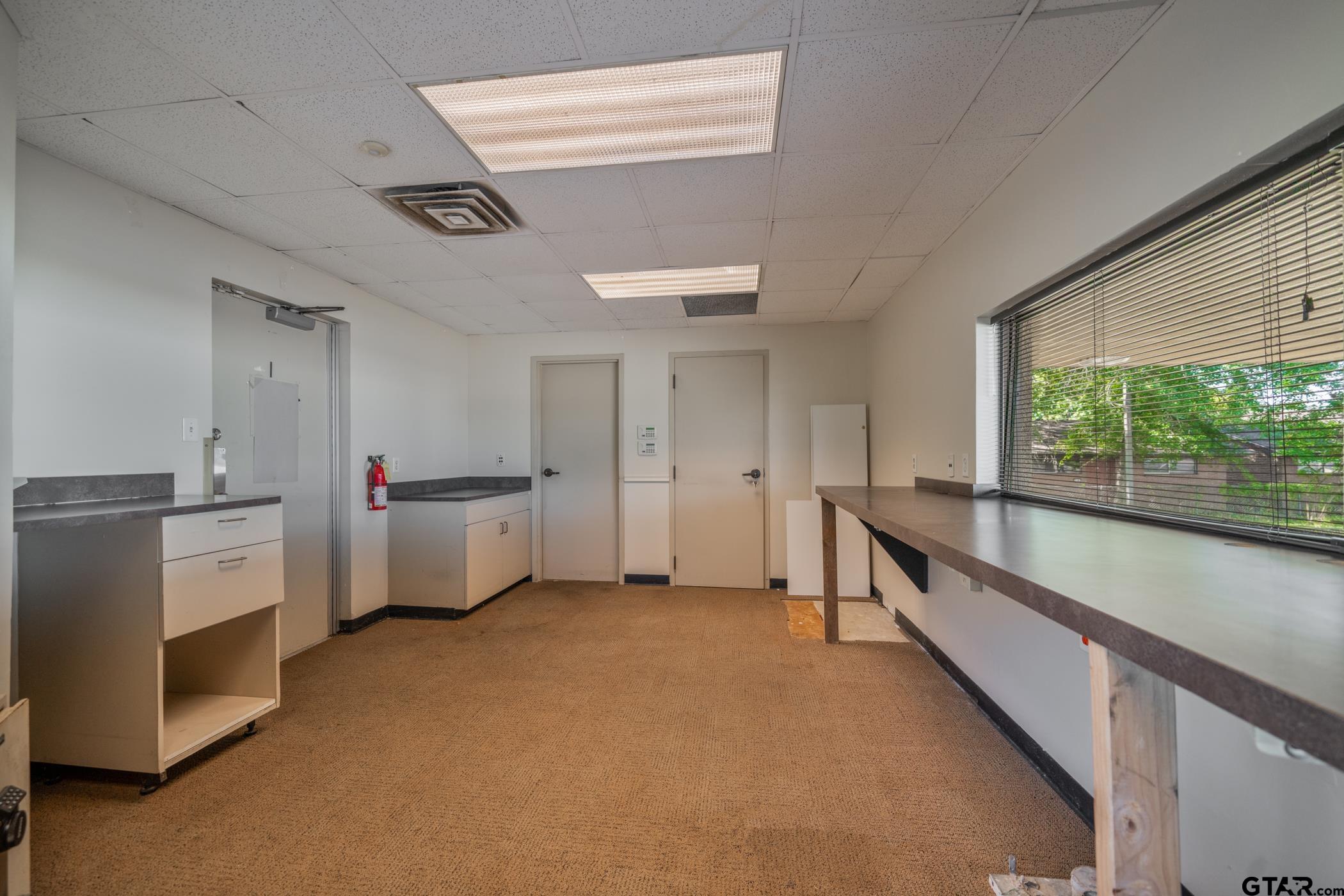 312 S Center