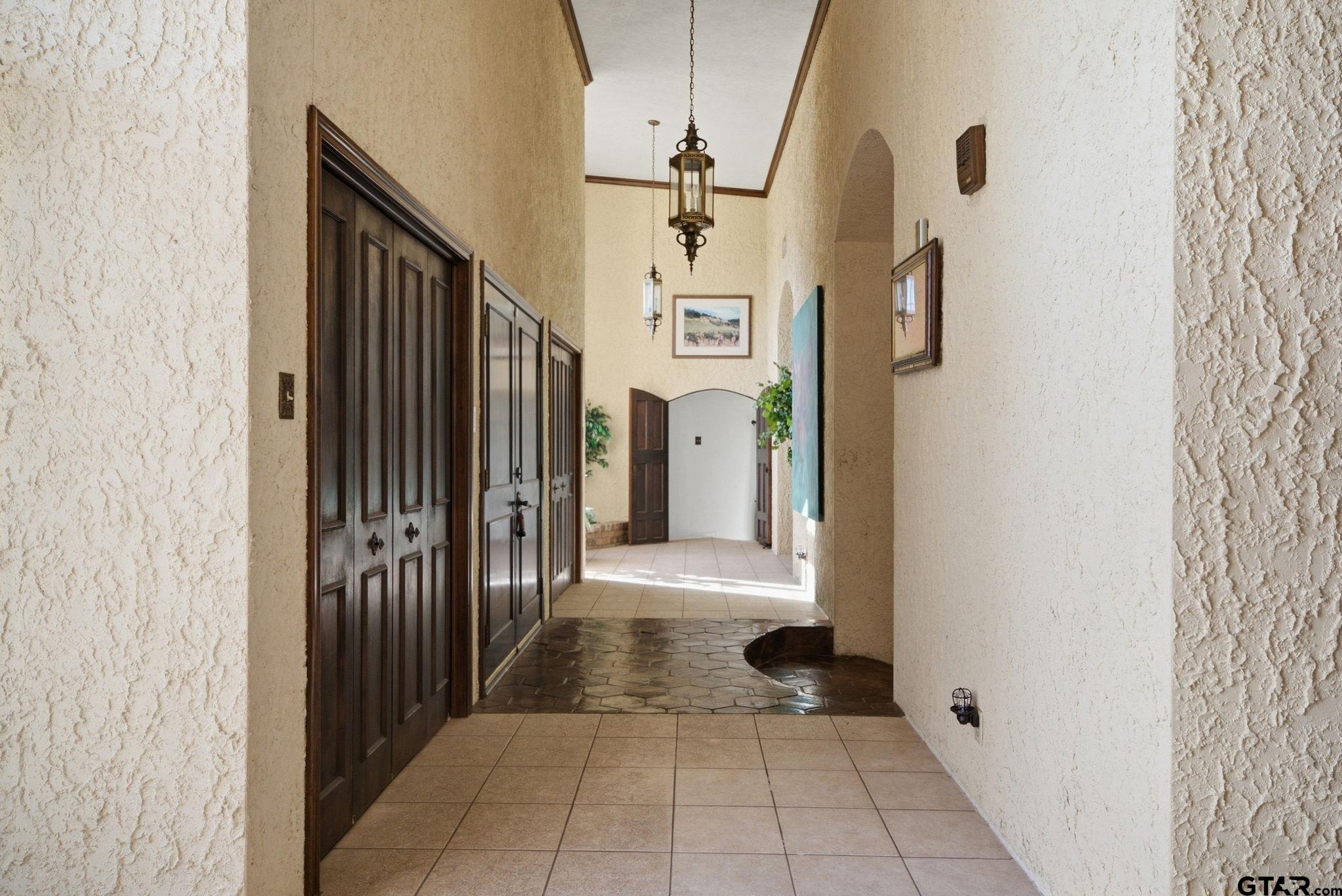 401 Adaway Ln.