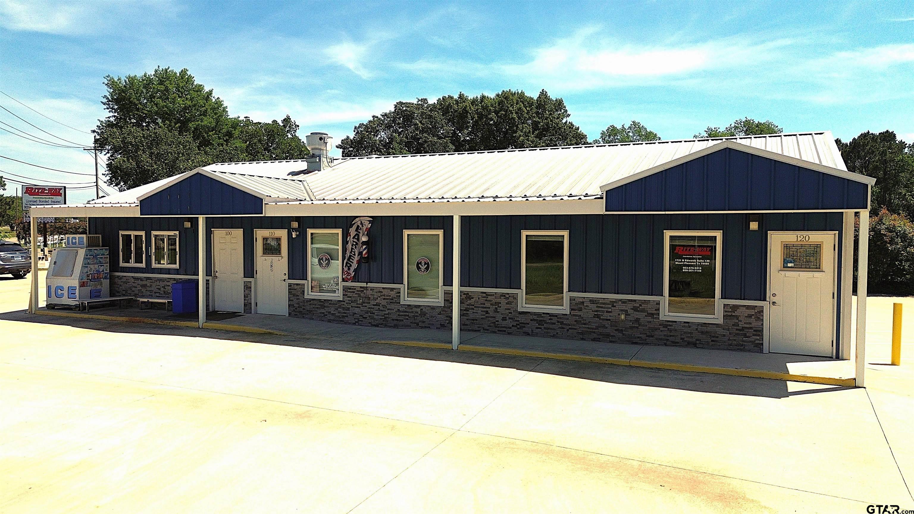 1721 N Edwards Ave.