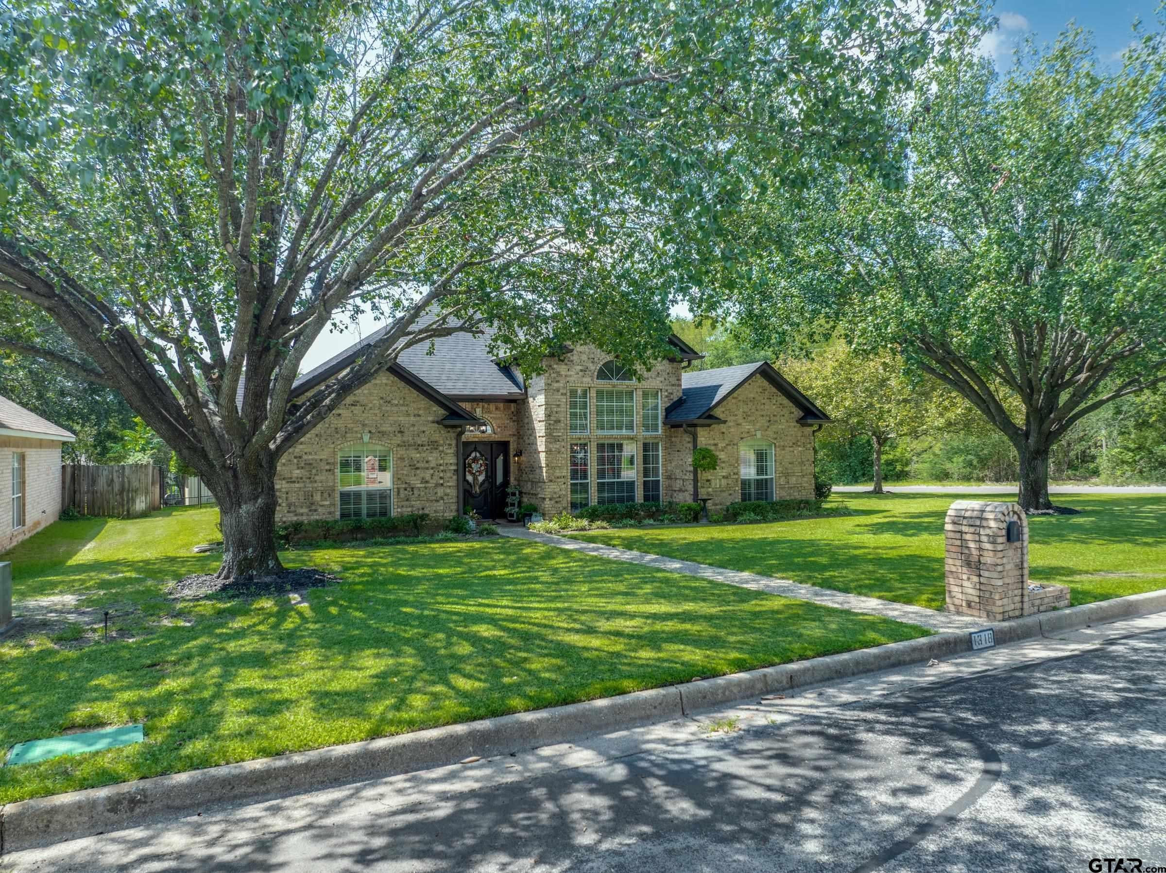 1318 Spring Branch Dr