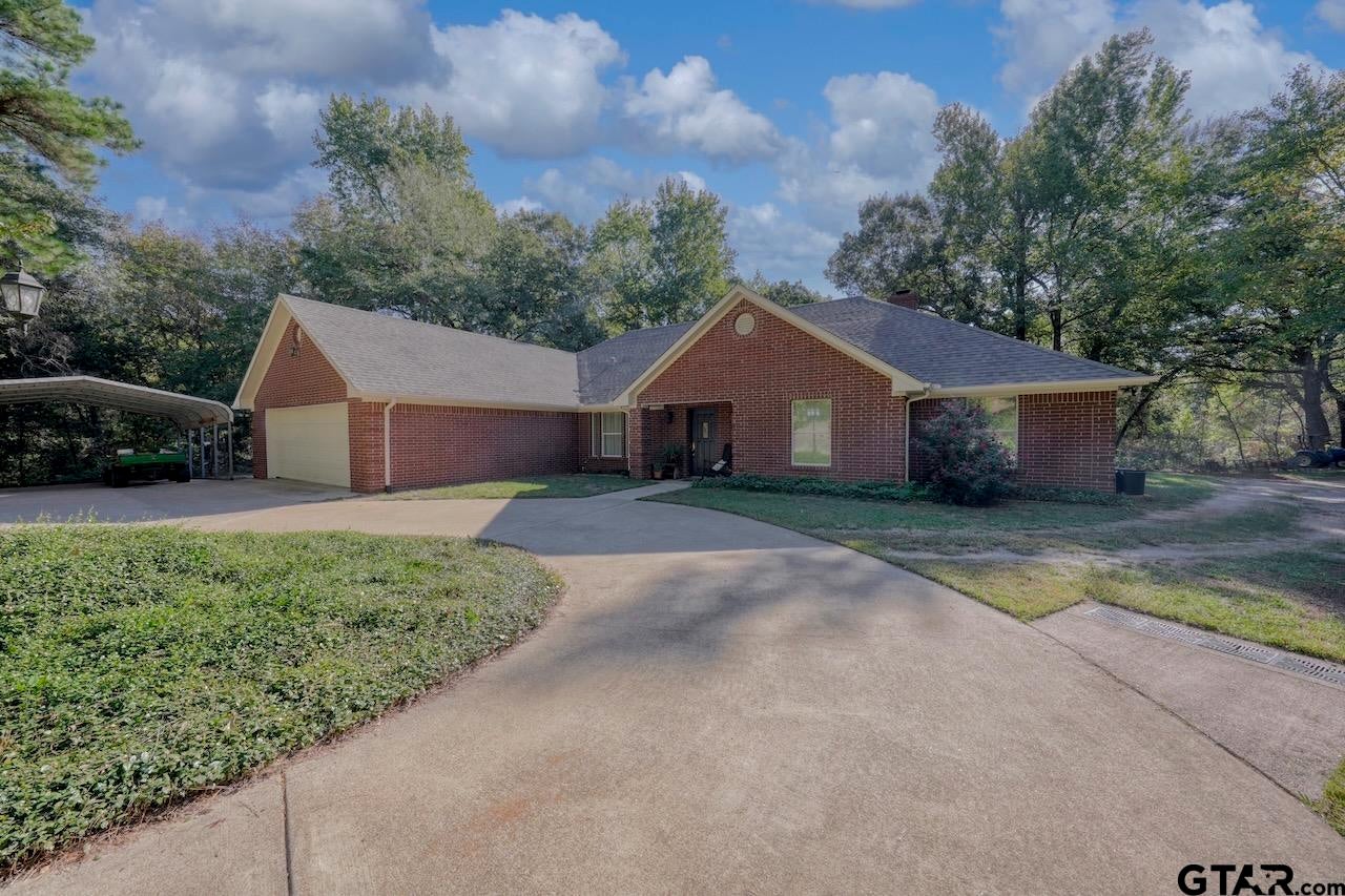 825 County Road 2260