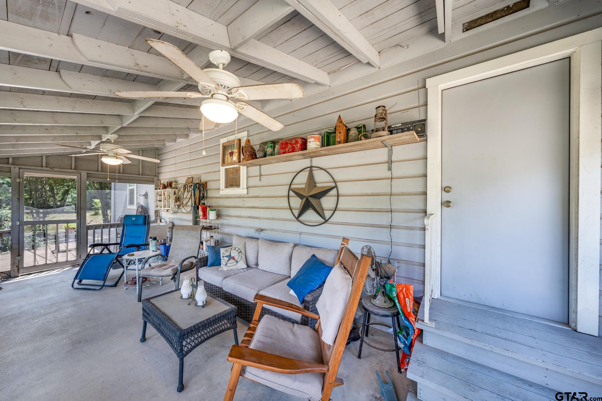 9702 N Highway 37