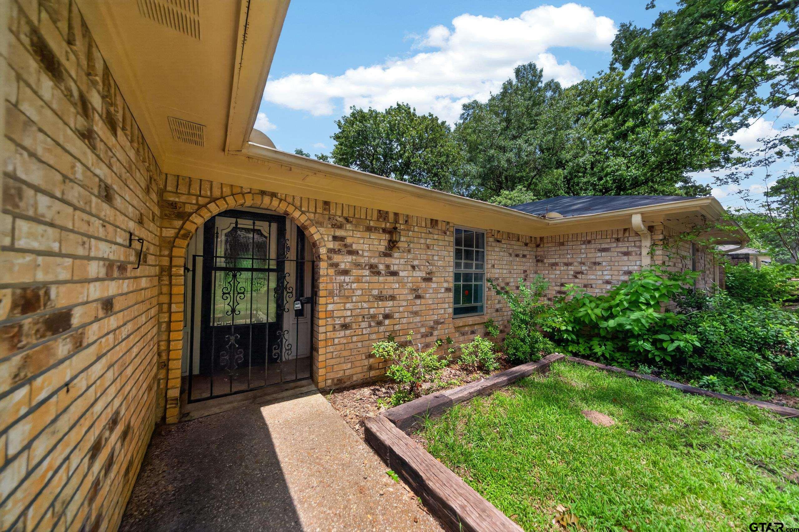 3908 Wakefield Dr