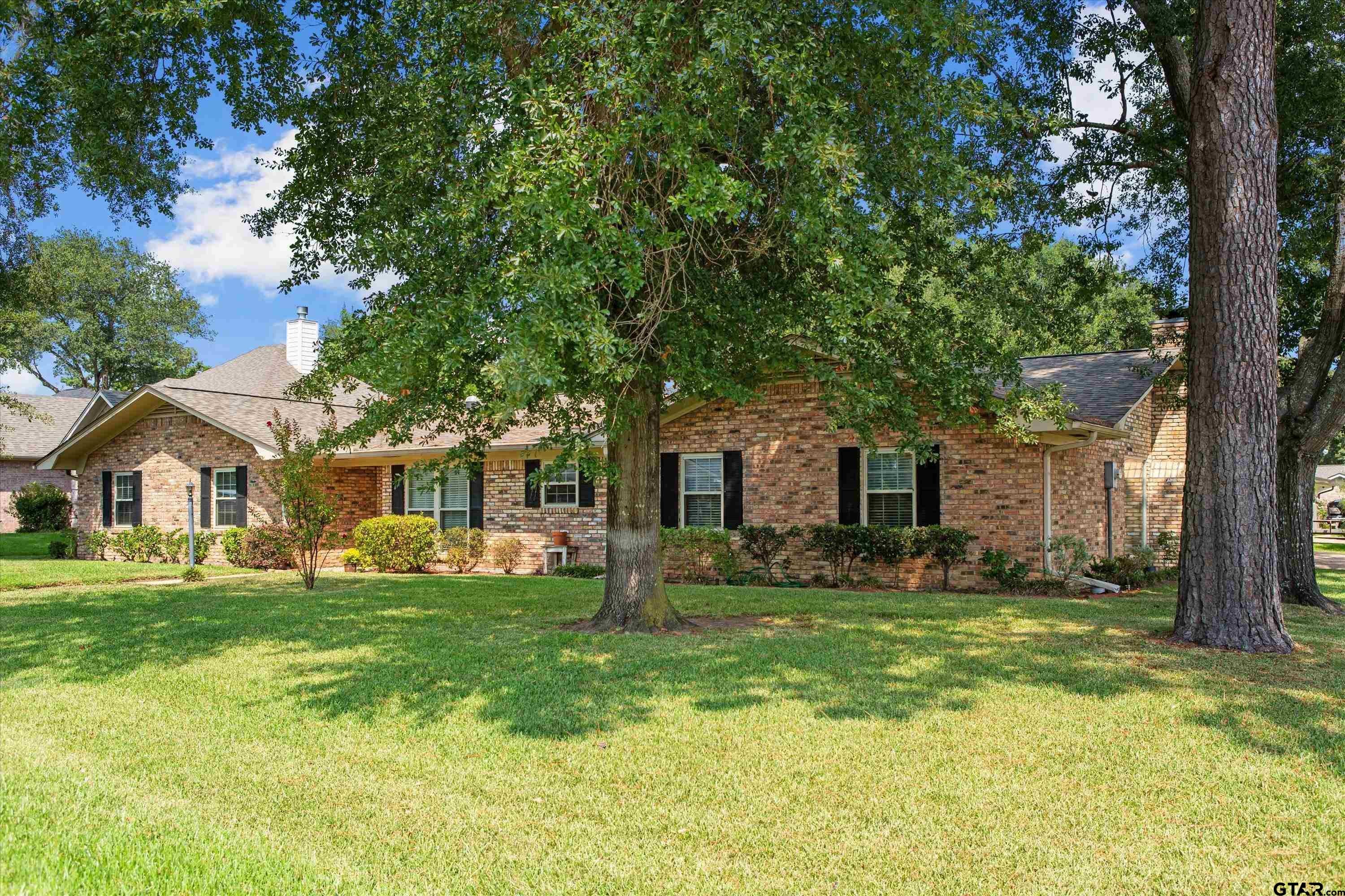 100 Holly Hill Ln.