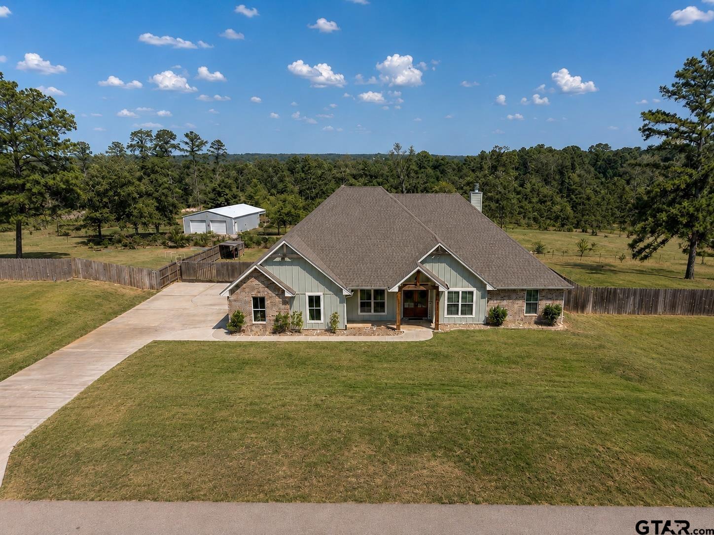 18347 Timber Oaks Drive