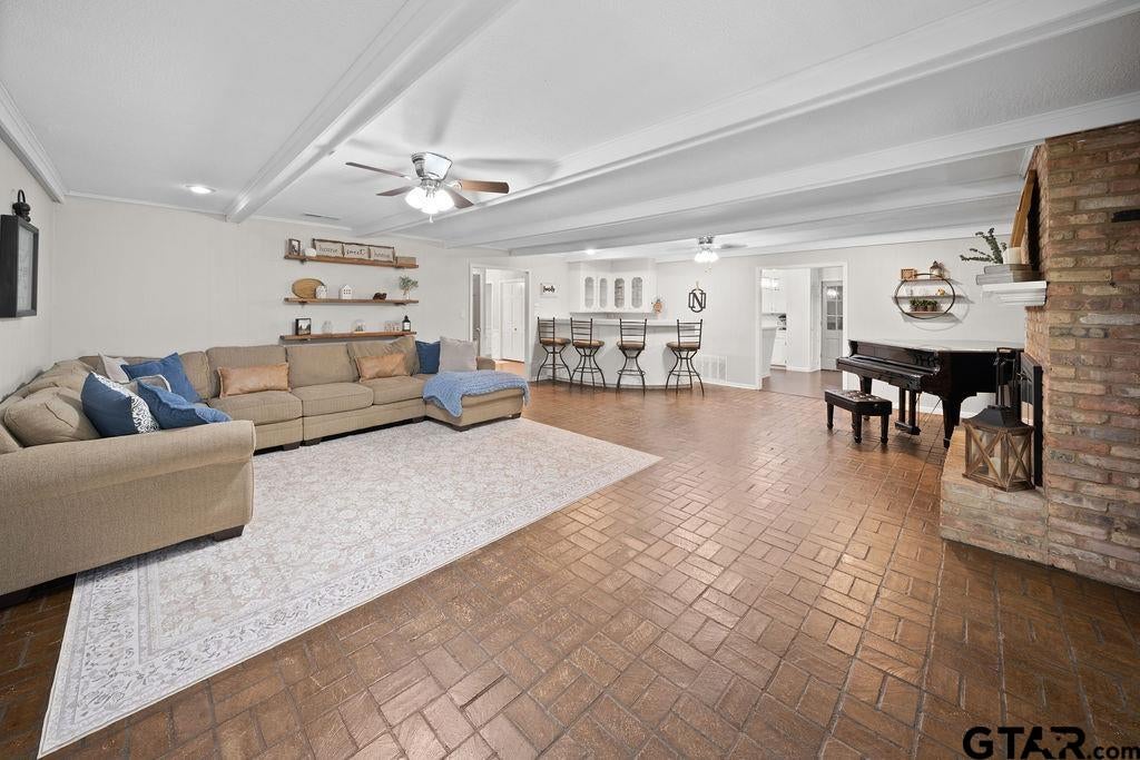 2829 Yorktown Drive