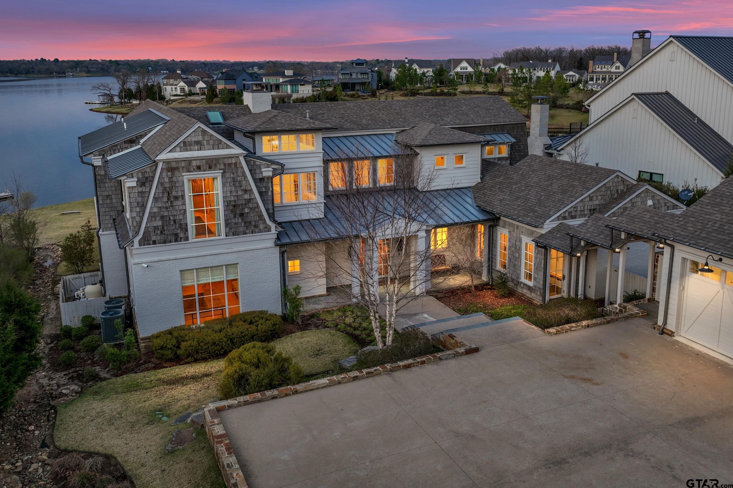 13220 Dodds Landing