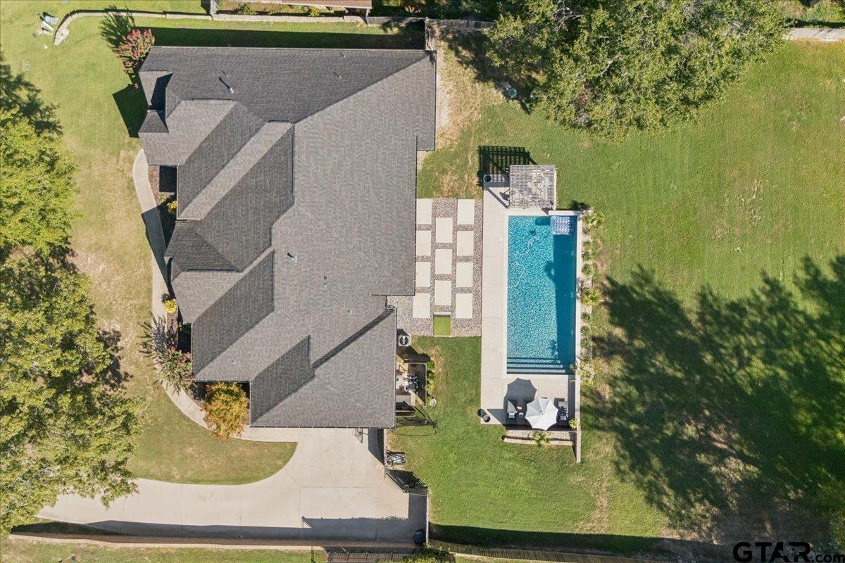 12350 Southhaven
